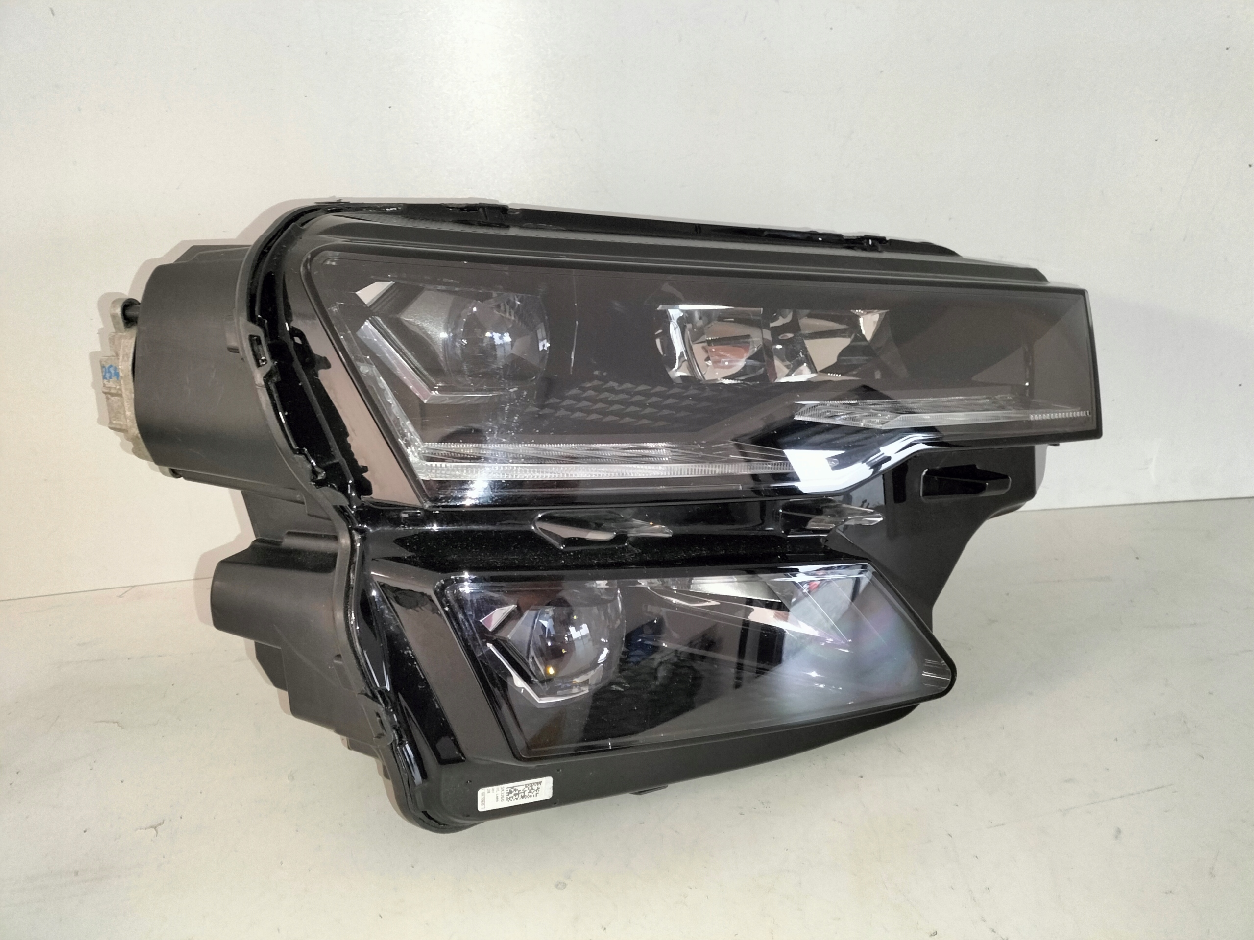 light front reflektor right SKODA KAROQ LIFT 21- FULL LED