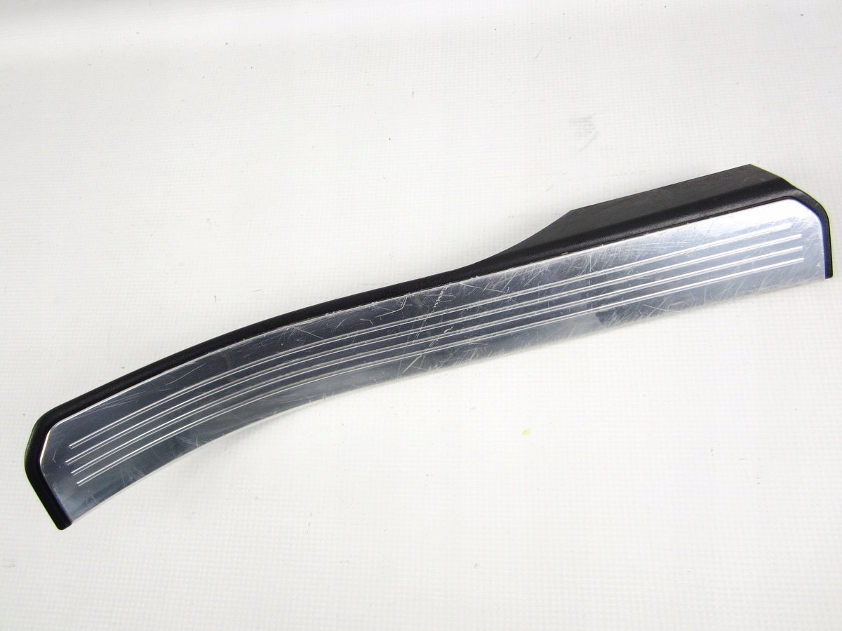 cap of the threshold rear rear part right Mercedes W221