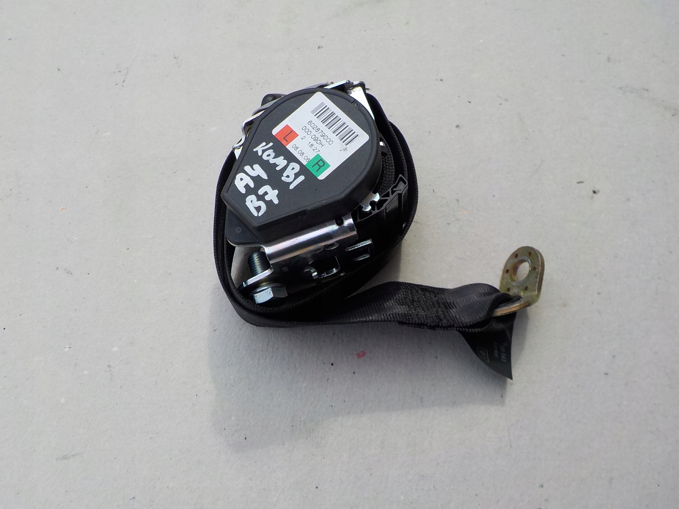 Gurten Sicherheits heck audi a4 b7 kombi 8E5857805D