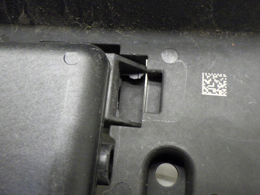 KIA STONIC RIO HYUNDAI IONIQ module sensor blind spot spot right 95821-H8100