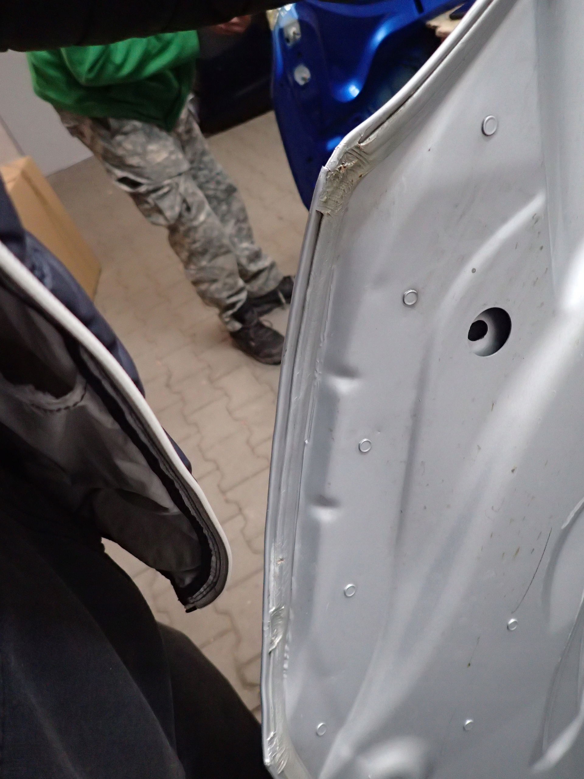 Капот MERCEDES e класс W212