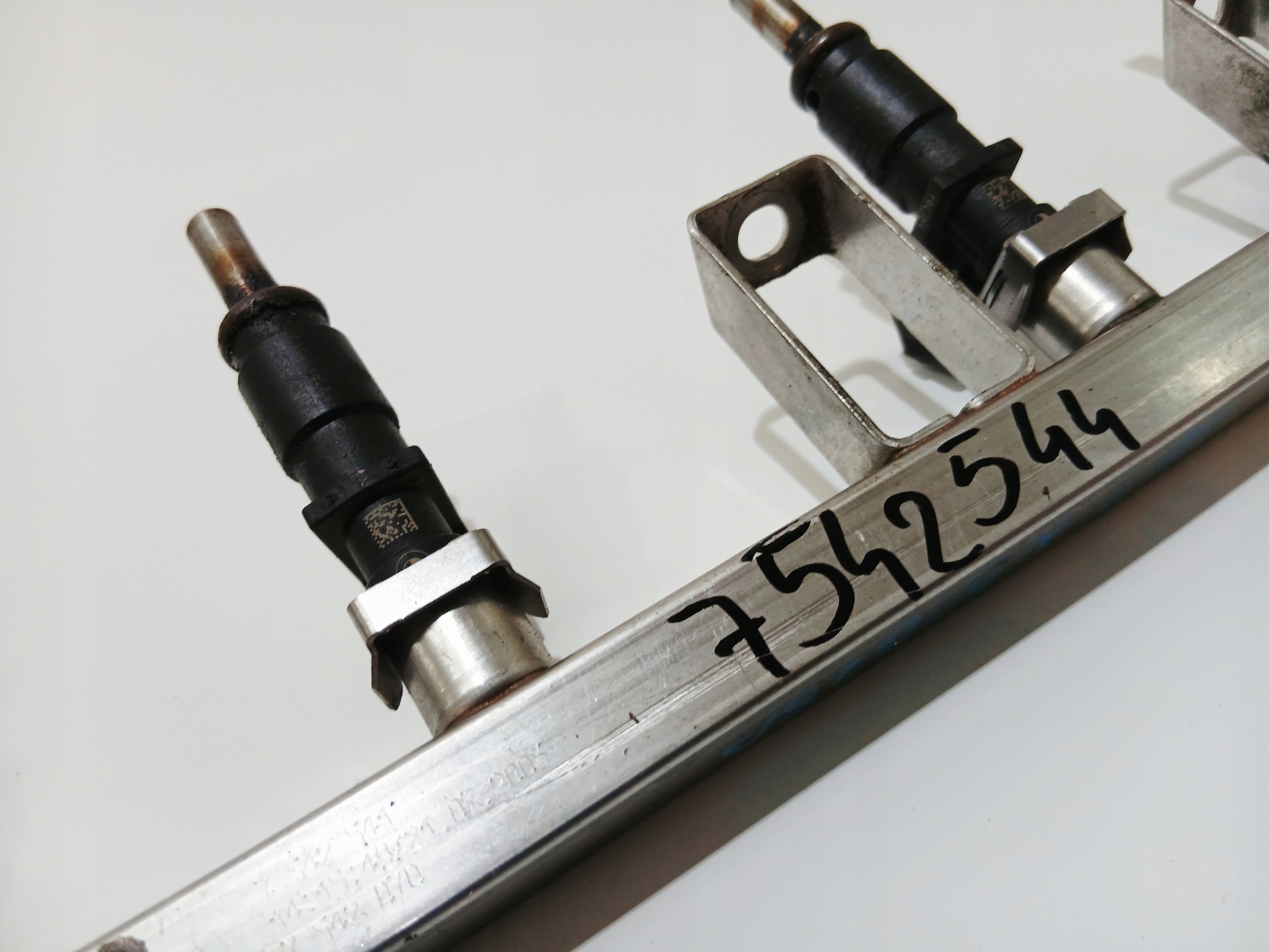 Rampe injection Injecteurs BMW E60 E61 7542544