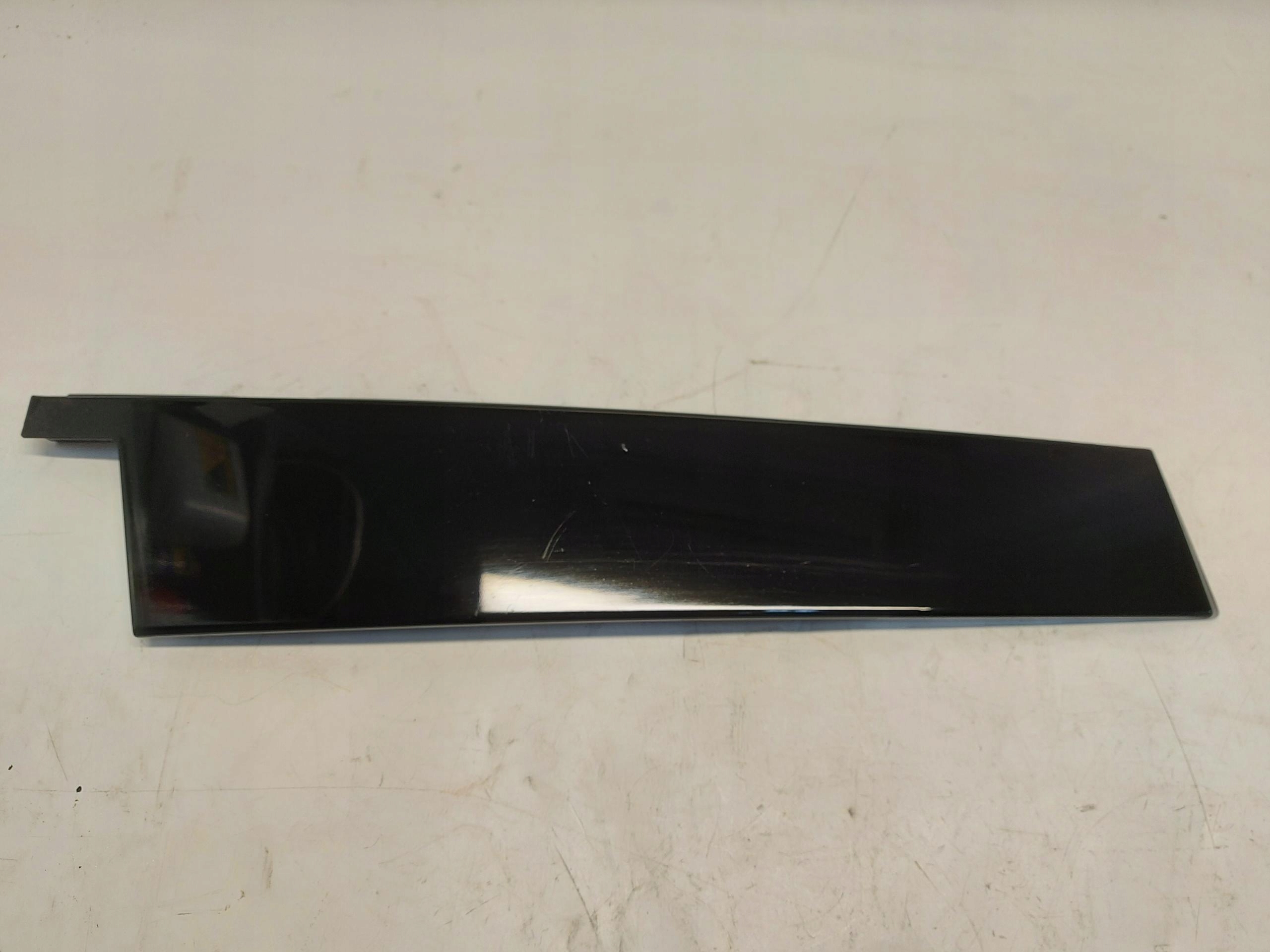 Mercedes EQC 400 W293, moulding door OZDOBNA left front