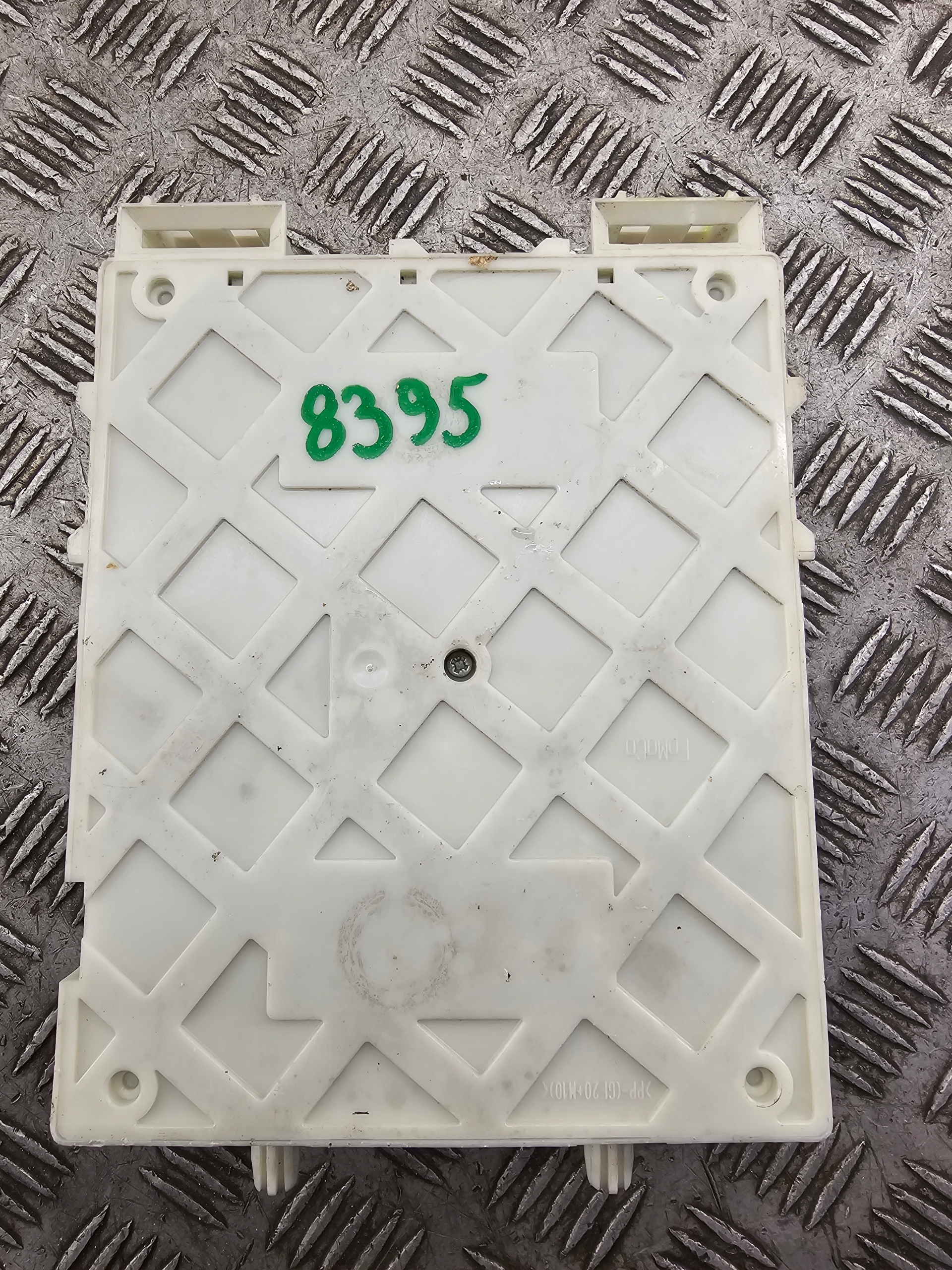 module fuse box control unit BSI CEM VOLVO V40 II 1.6 D2 31394136