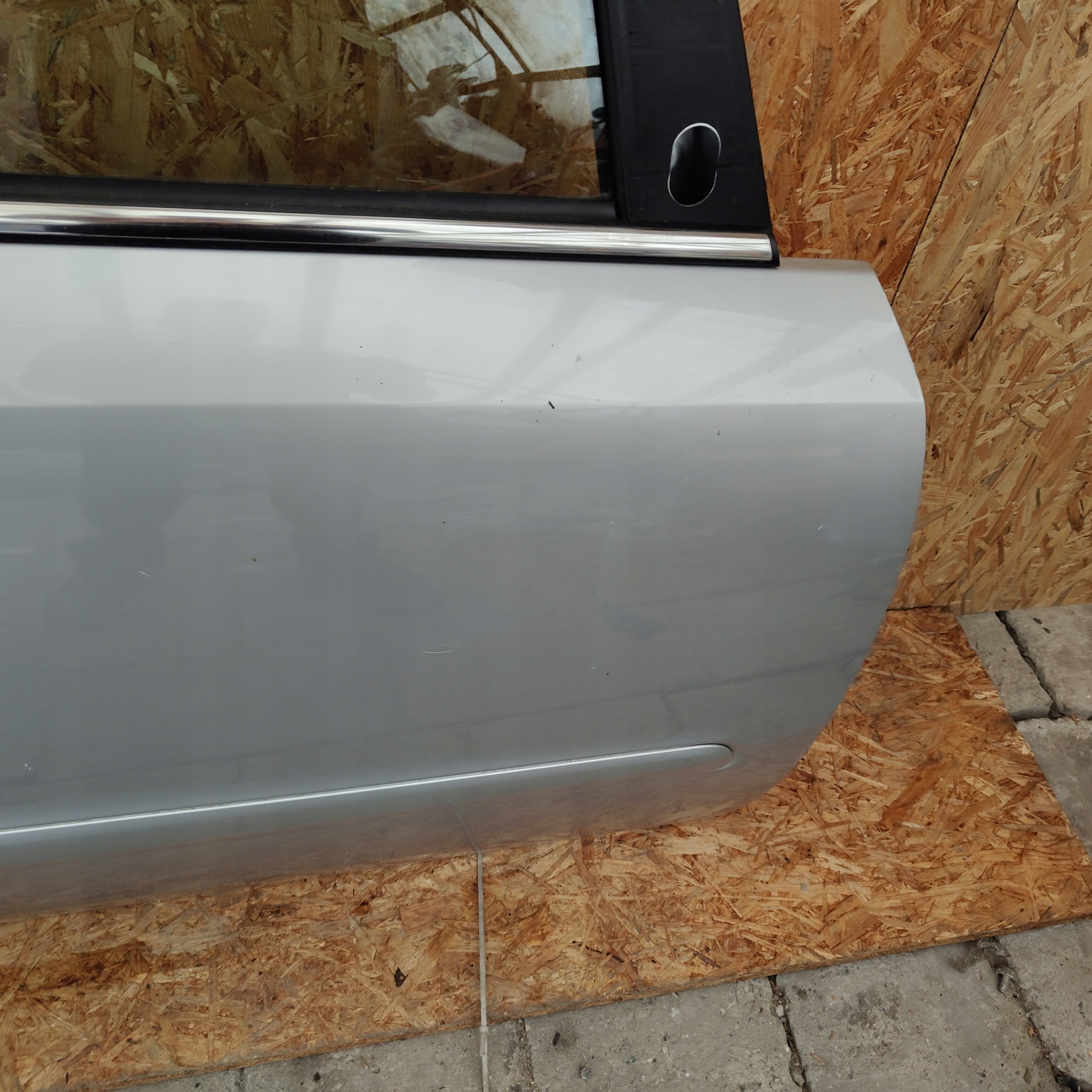 dveře přední předek pravé OPEL ZAFIRA B II