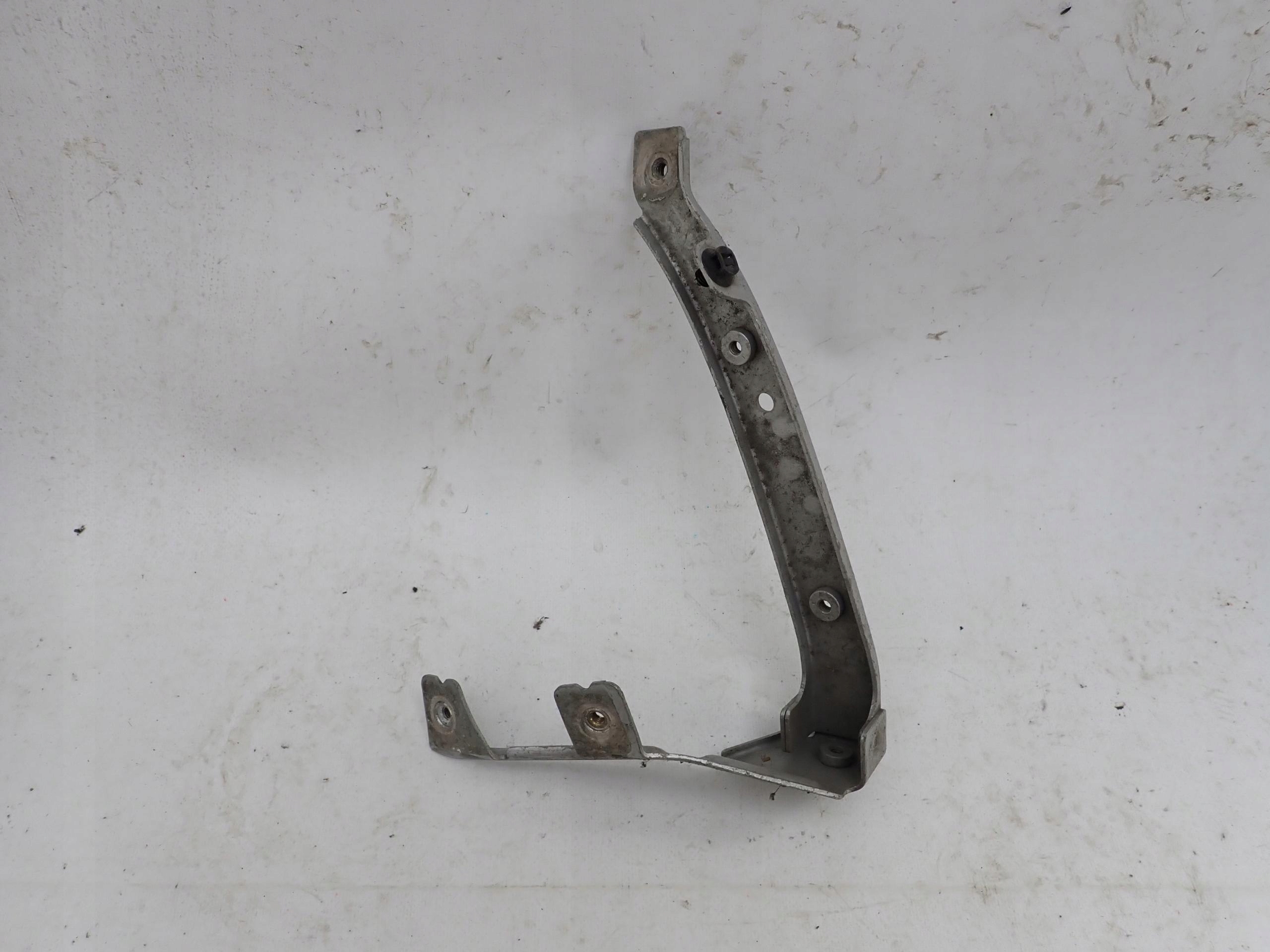MERCEDES A-KLASA and 1 W168 97-04 OKULAR holder lights left front