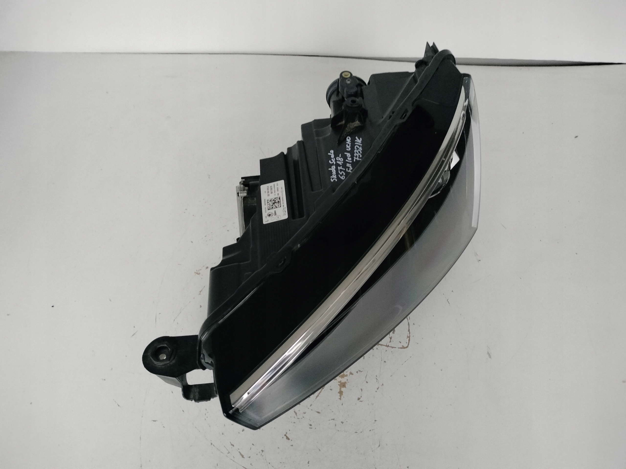 light left REFLEKTOR SKODA SCALA 18- FULL LED
