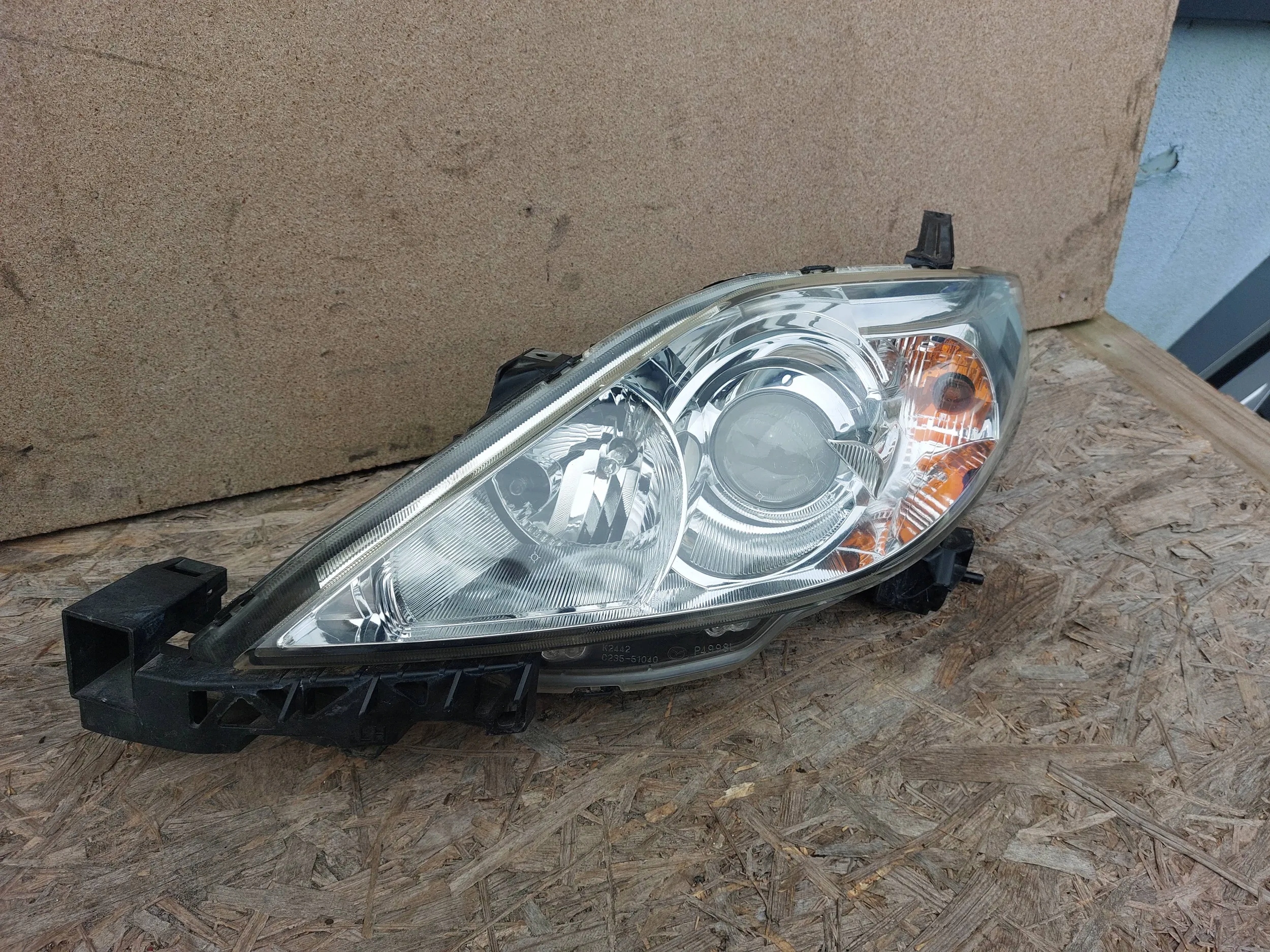 light front left C235-51040 Mazda 5 05-08 EU