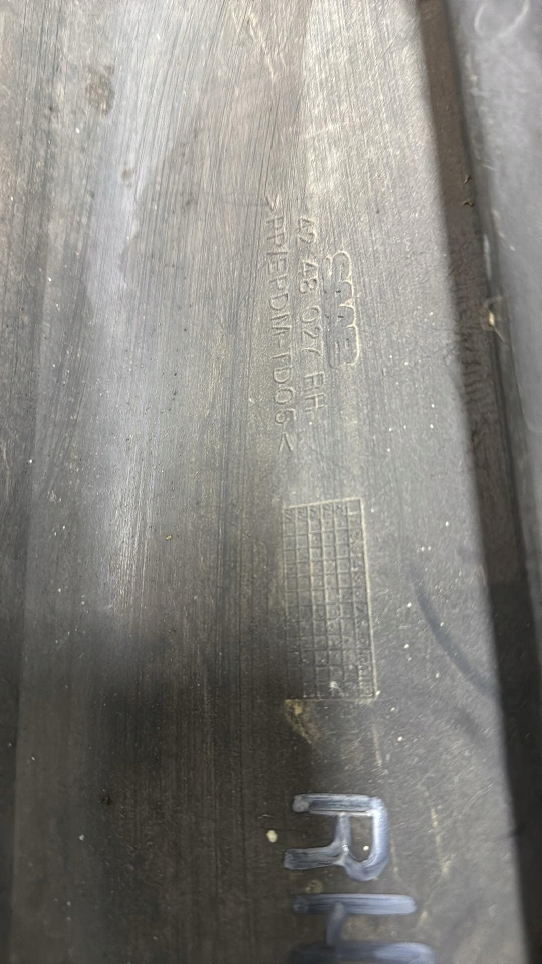 4248027 RH 4248035 LH SAAB mouldings threshold KOMPLET left right