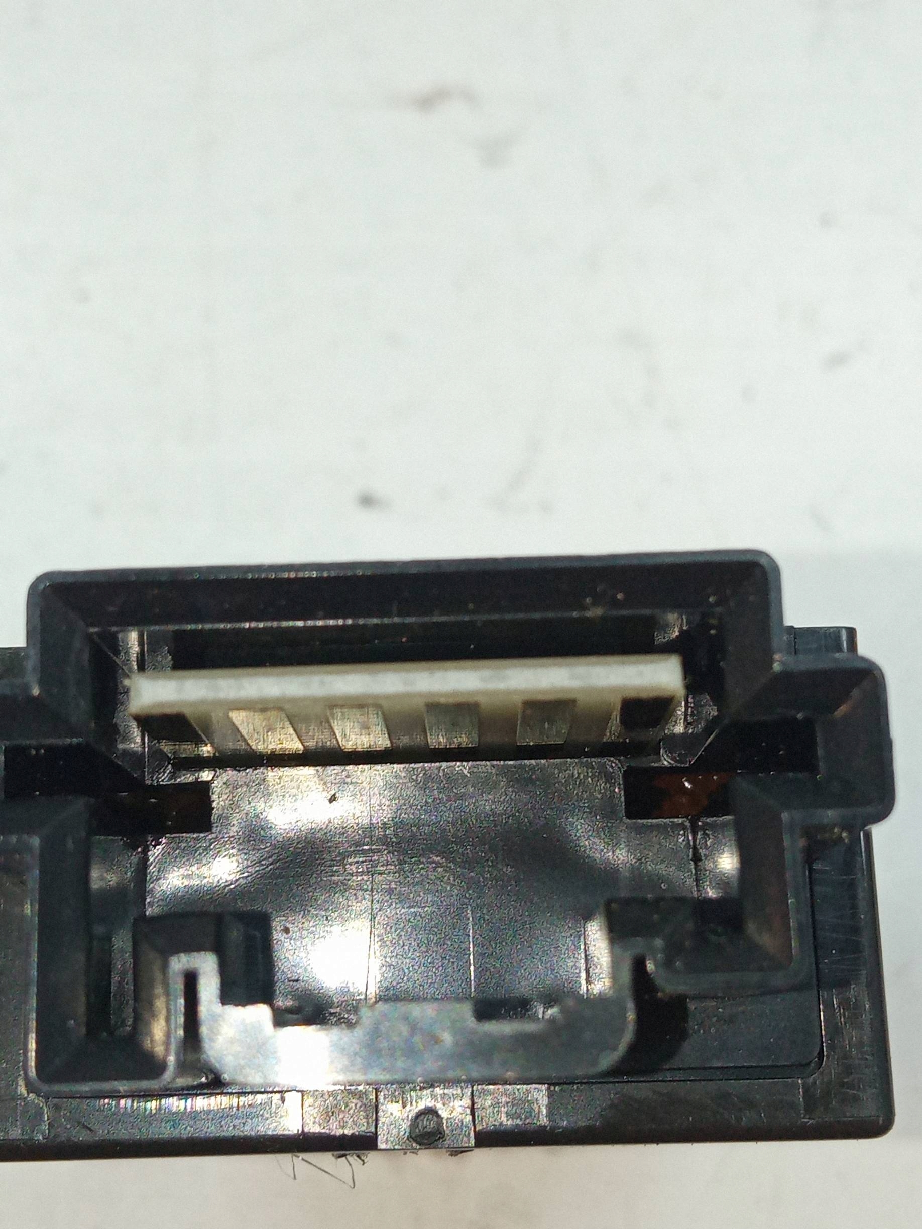 switch ESP OFF Mitsubishi Lancer VIII (2007- 2017)