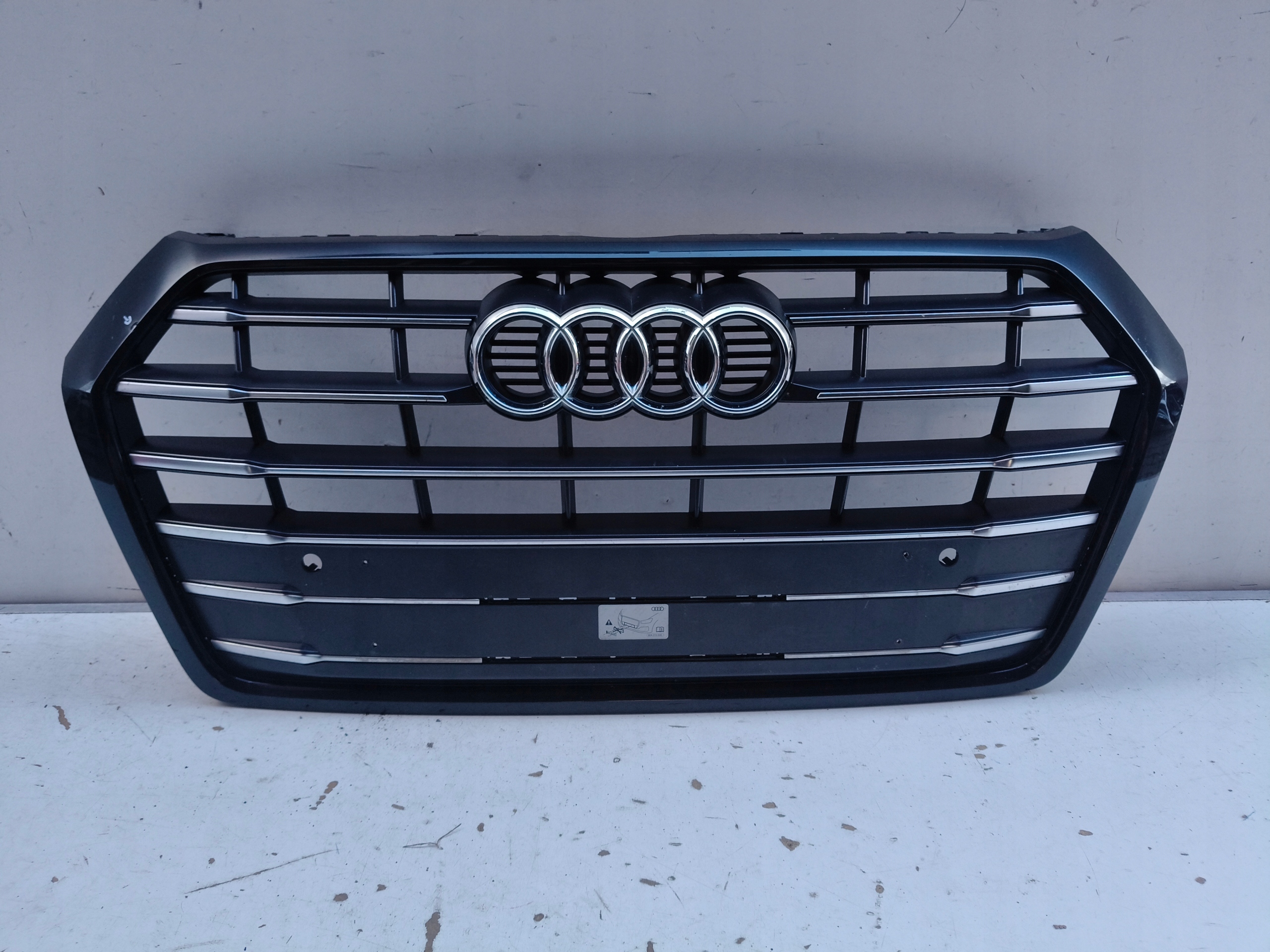 Audi Q5 Kühlergrill FRONTGRILL Kühlergitter 80A853651C - Thumbnail 1