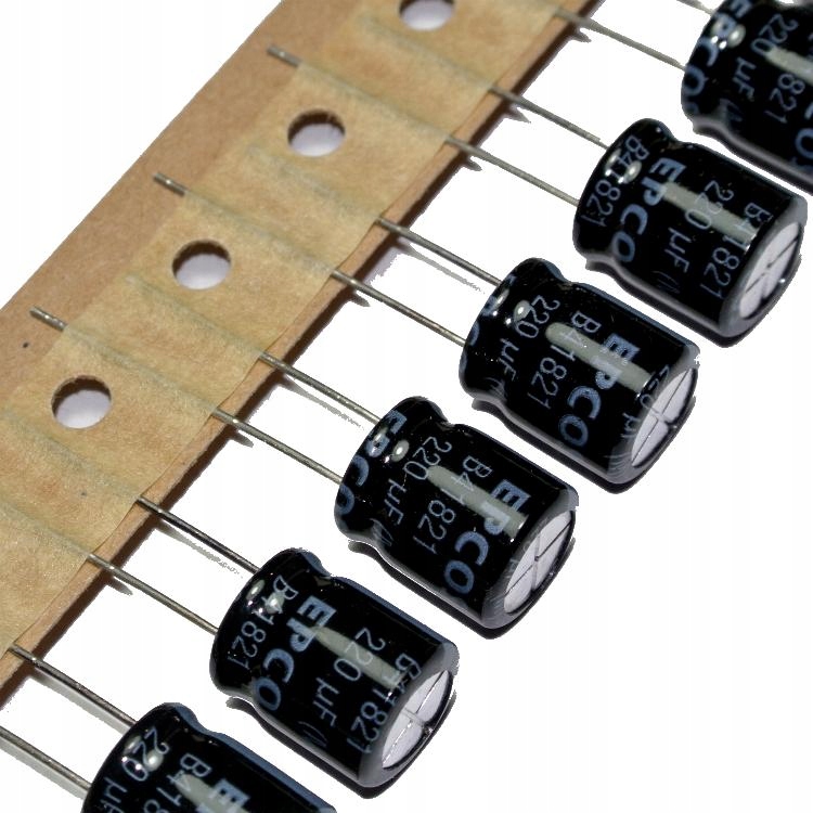 

220uF 50V 85' 10x13.5 Kondensator Epcos [4szt]
