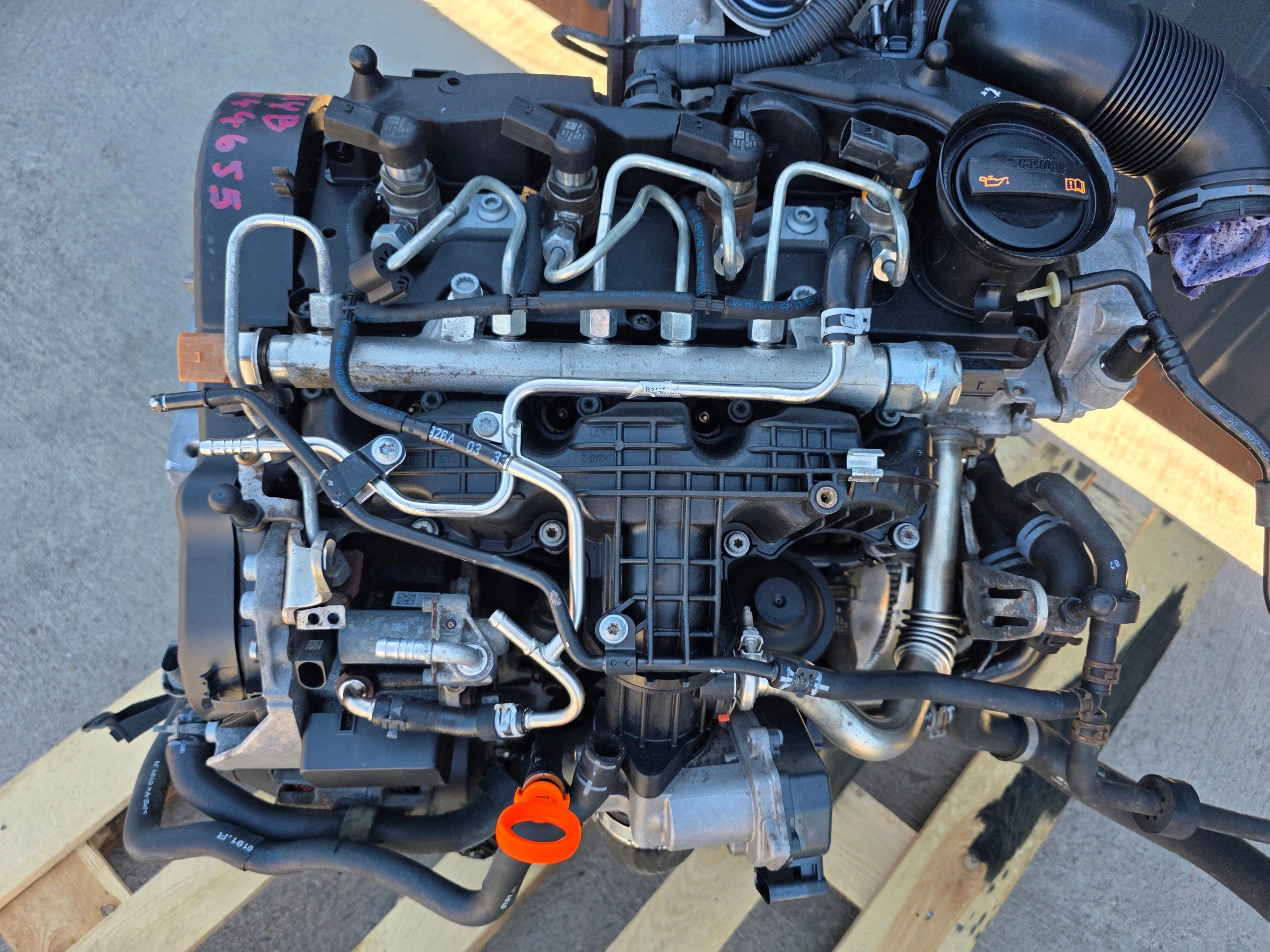 engine complete AUDI VW SEAT SKODA 1.6 TDI CAY CAYB 144655KM original !!!