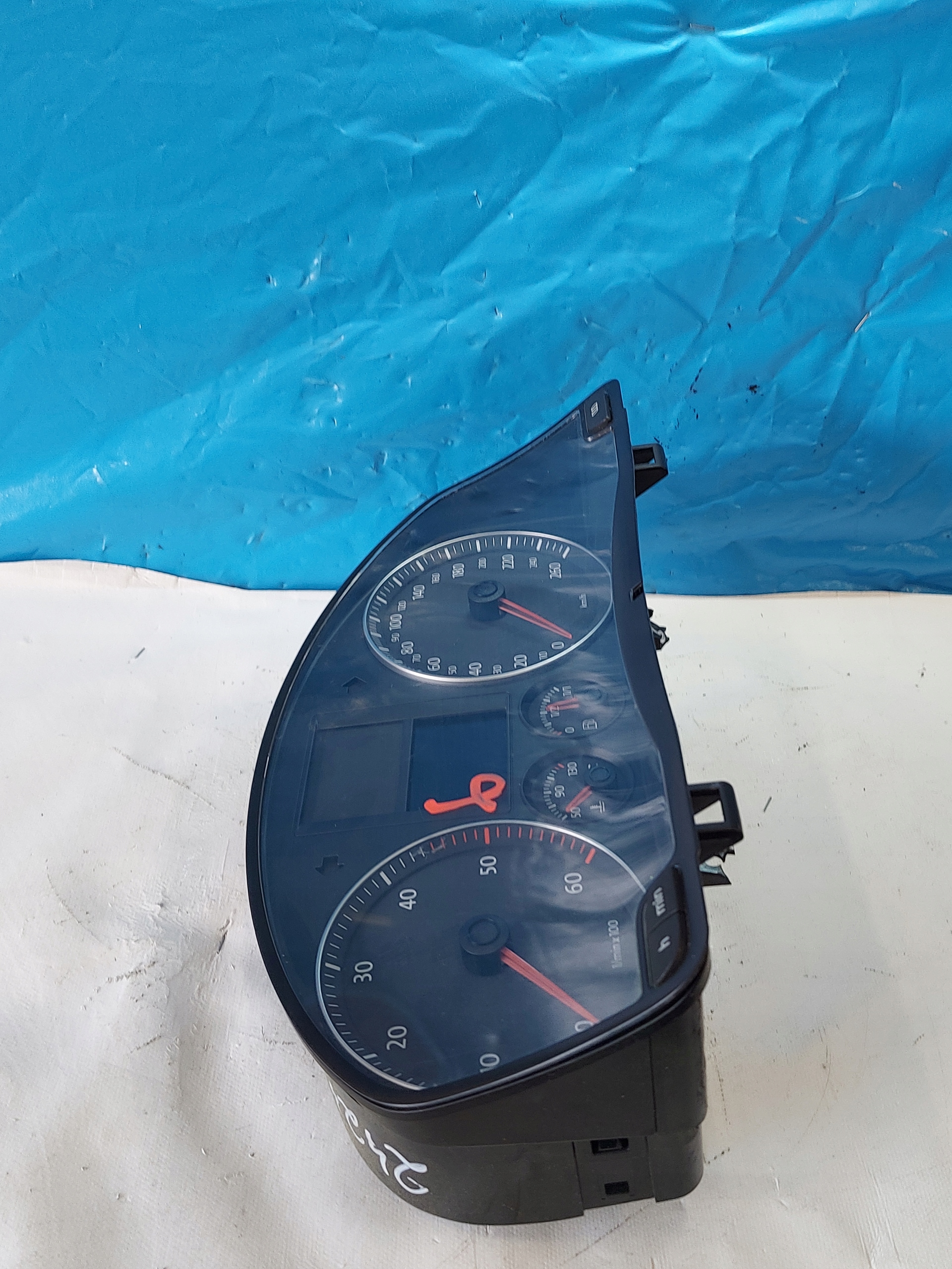 dials clock GOLF V 1.9 TDI 1K0920854B