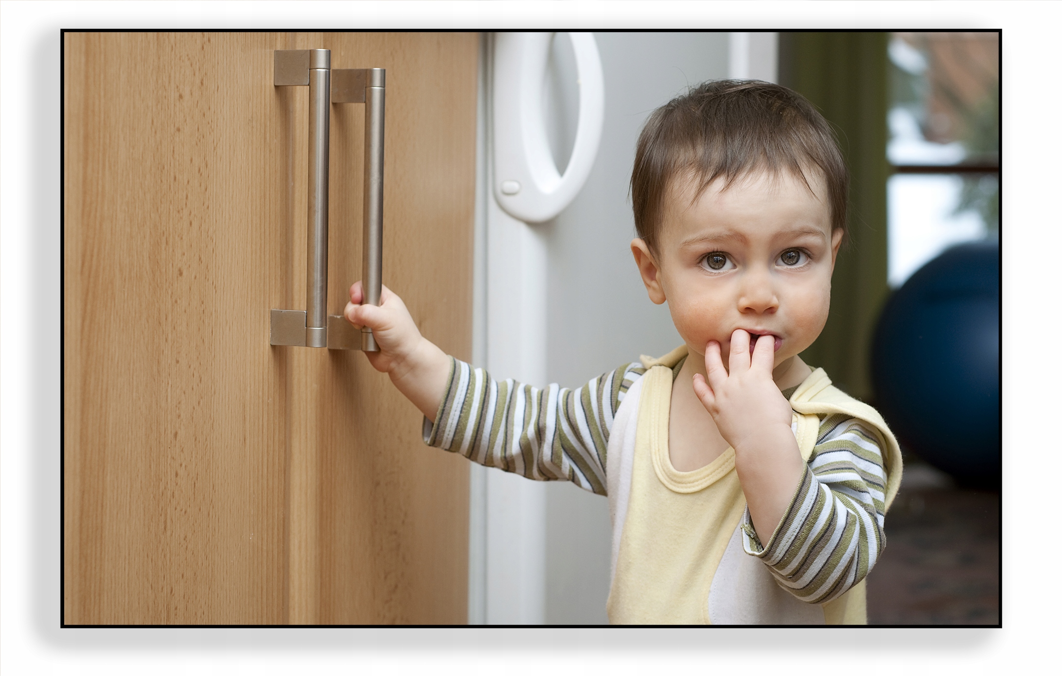 10X ZABEZPIECZENIA SZAFEK BLOKADA SZUFLAD MEBLI DRZWI PRZED DZIEĆMI TRZYMA+ Wysokość produktu 21.5 cm