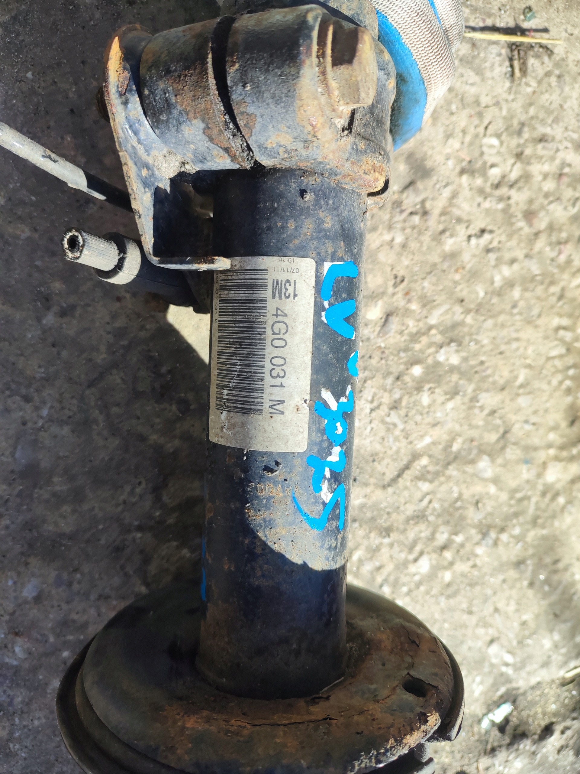 shock absorber front left AUDI A6 A7 C7 4G0031M
