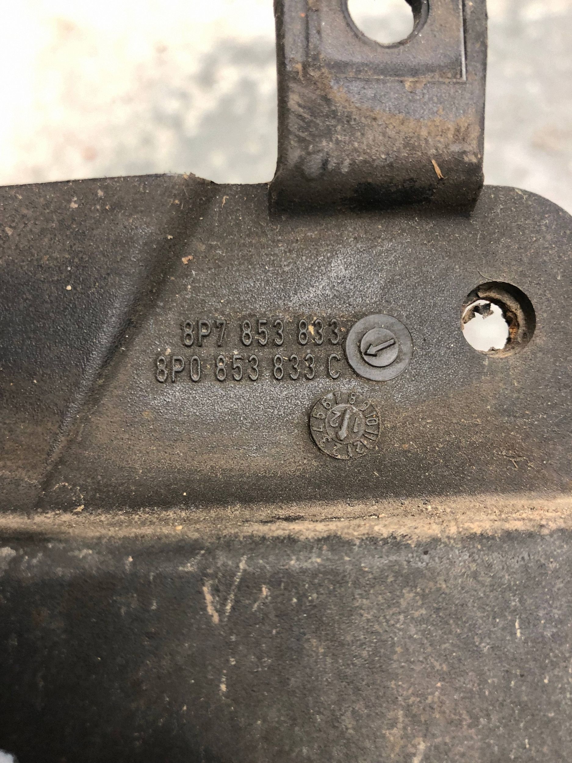 mudguard flap left rear part AUDI A3 8P LIFT 8P0853833C