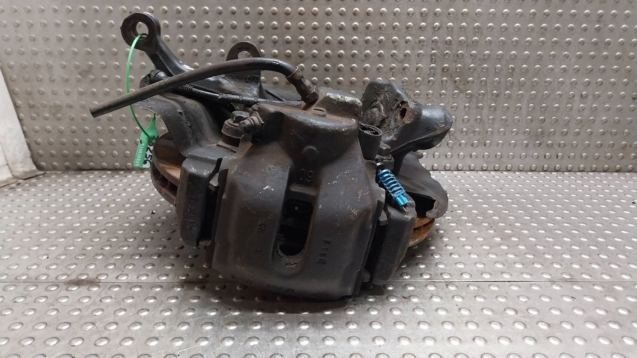 otoč čapu ľavý predok 6761575 BMW X5 E53
