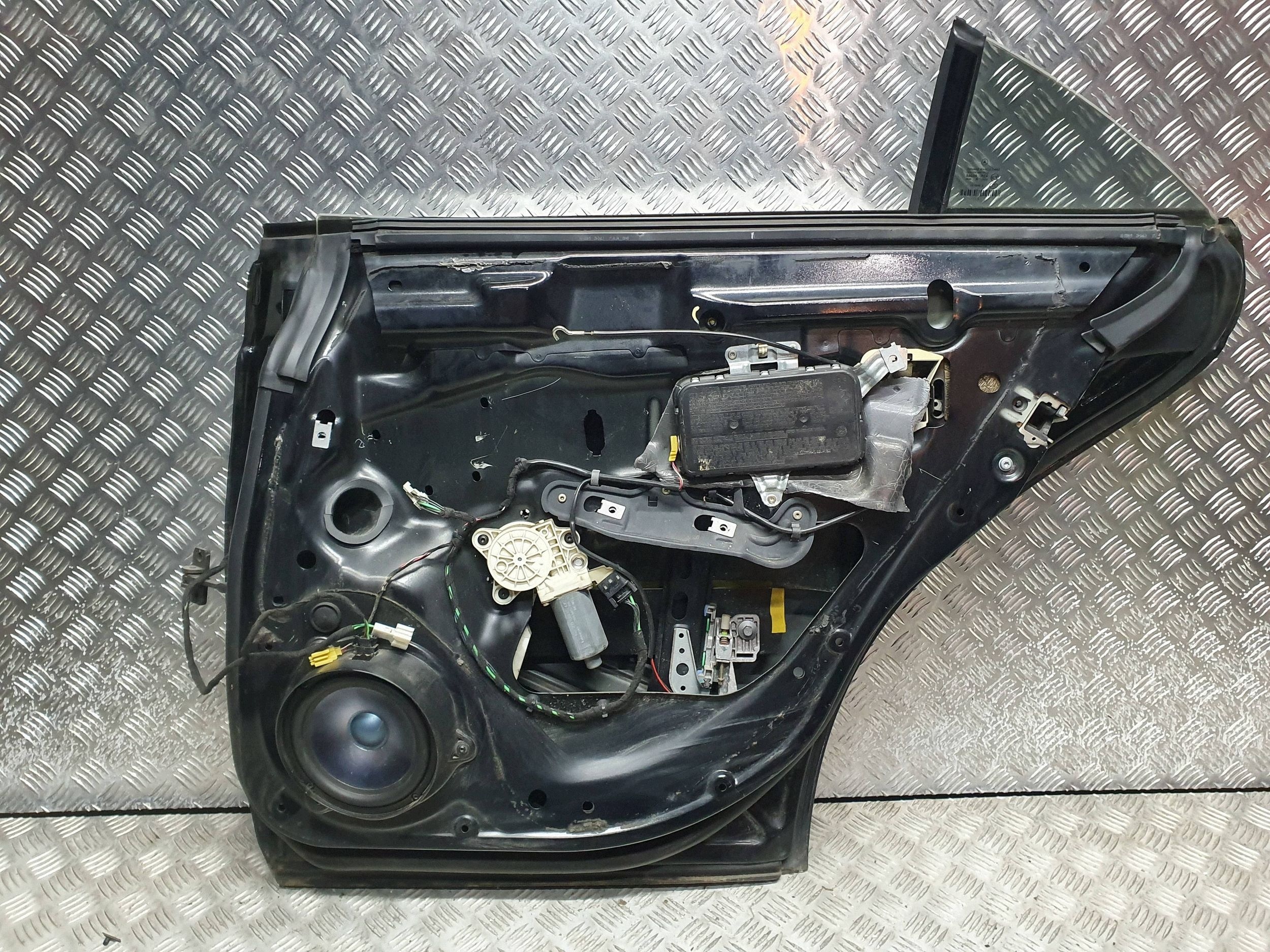 door right rear part complete MERCEDES CLS W219