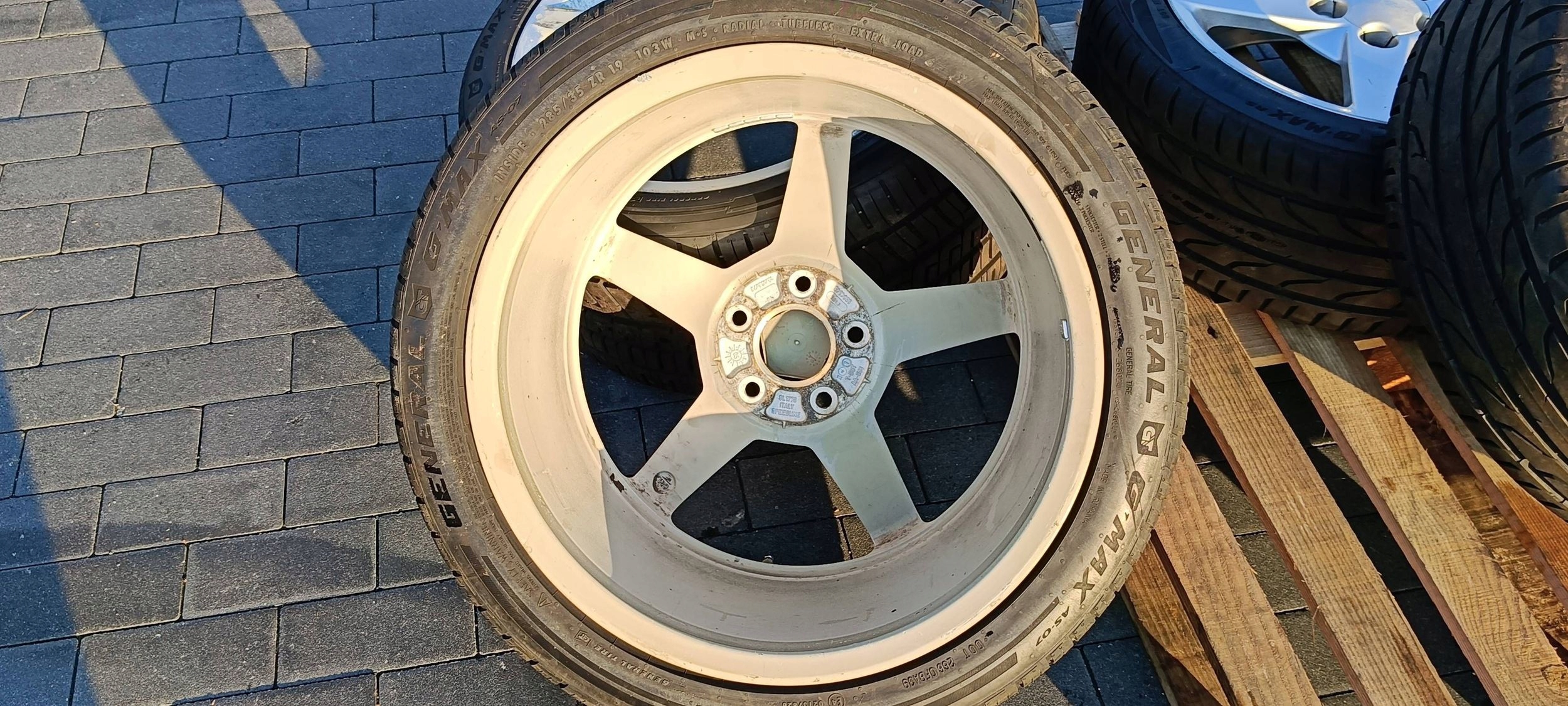 wheels discs disc dwa rozmiary Chevrolet Corvette C5 C6 1997-2013