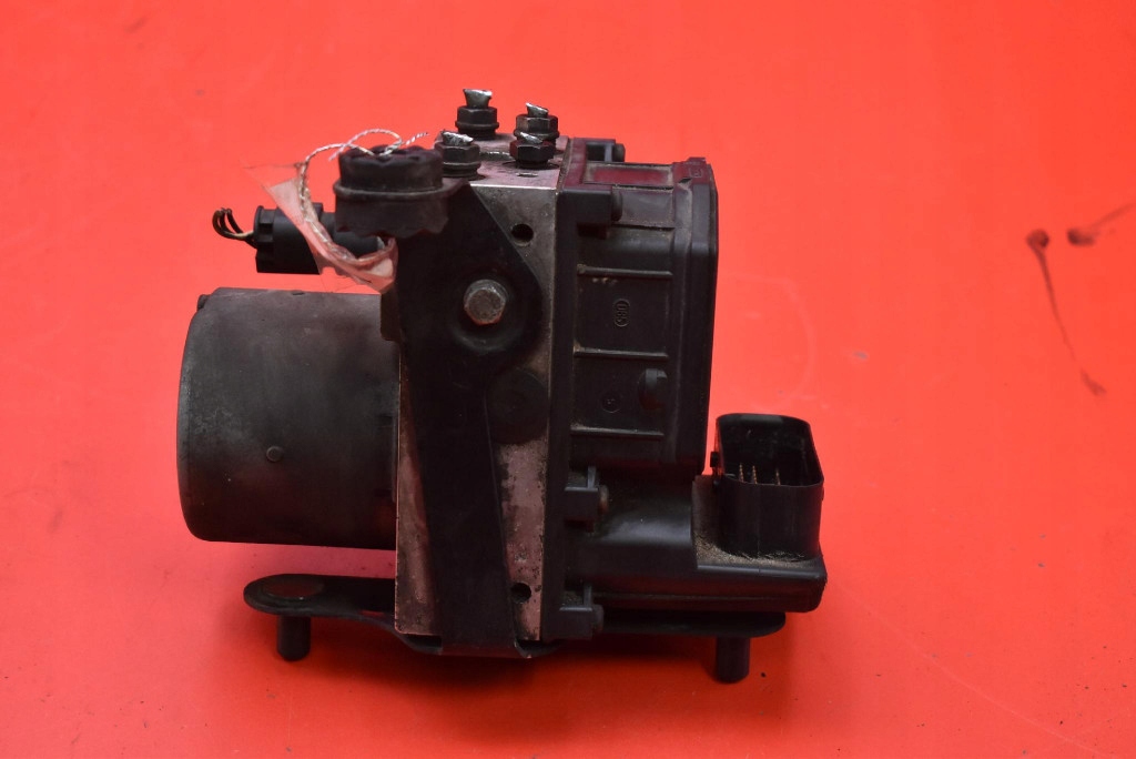 pump ABS 6766845 BMW E65 3.0D 218 KM 01-05