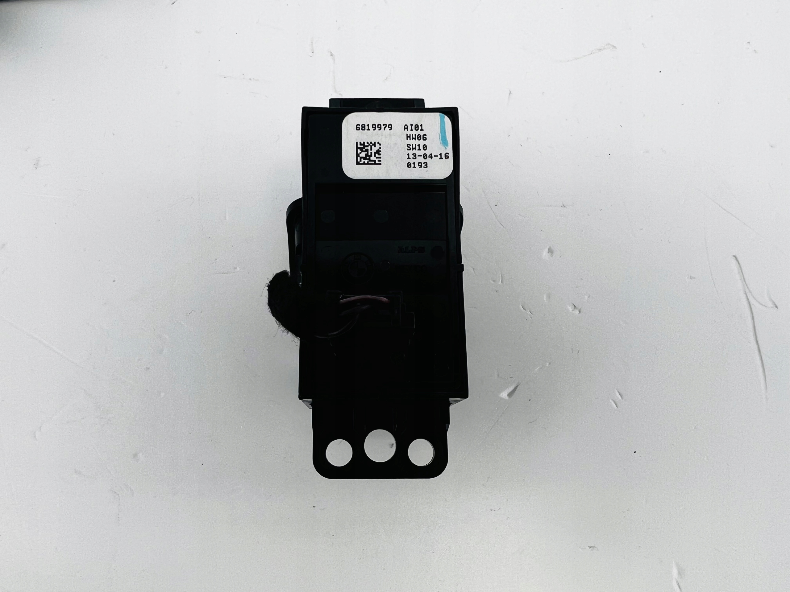 switch electric brake BMW G30 G01 6819979