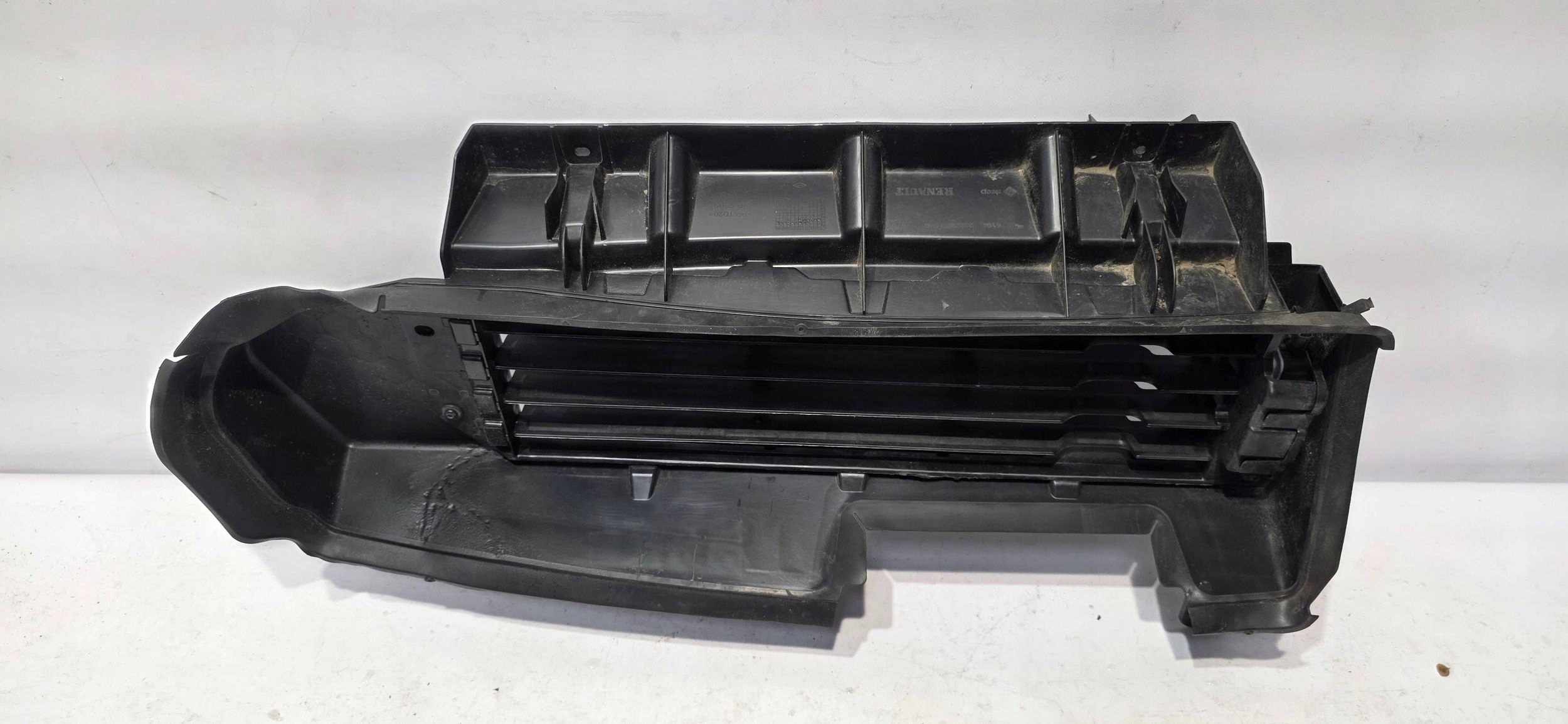 cover radiator front Renault Symbioz 214G67701R