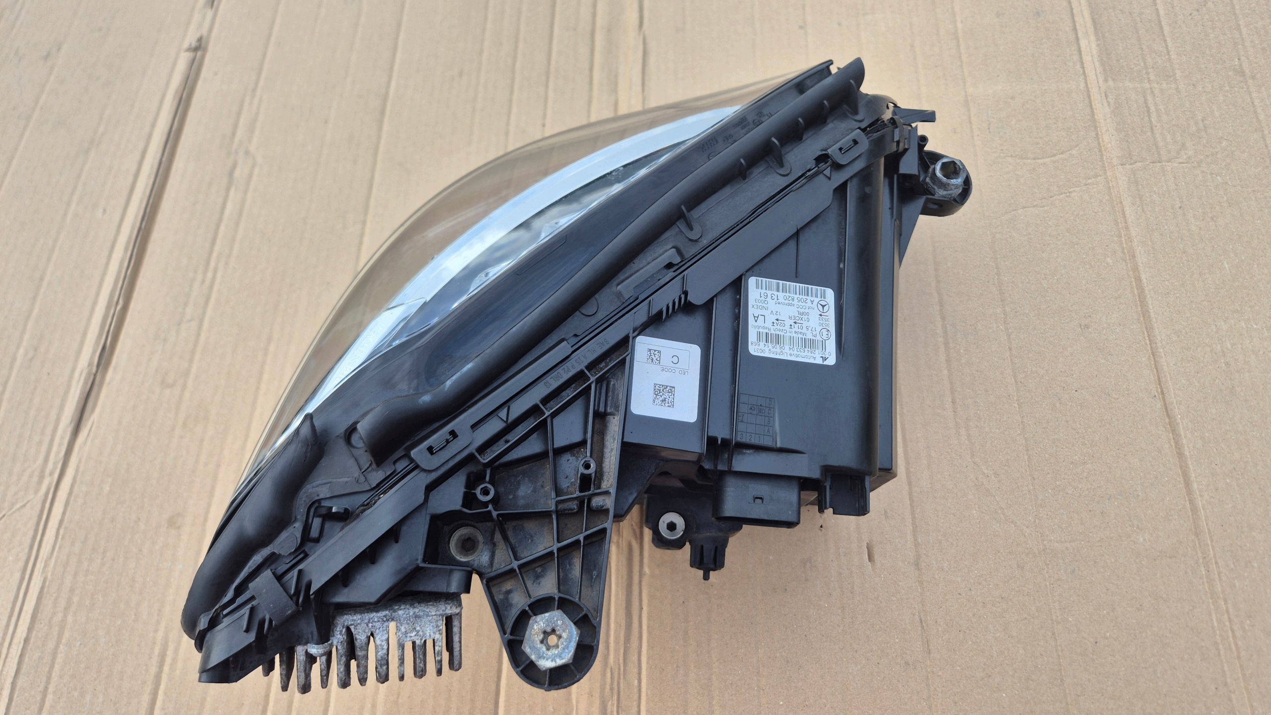 light front front left LED HIGH PERFORMANCE 2058201361 MERCEDES W205