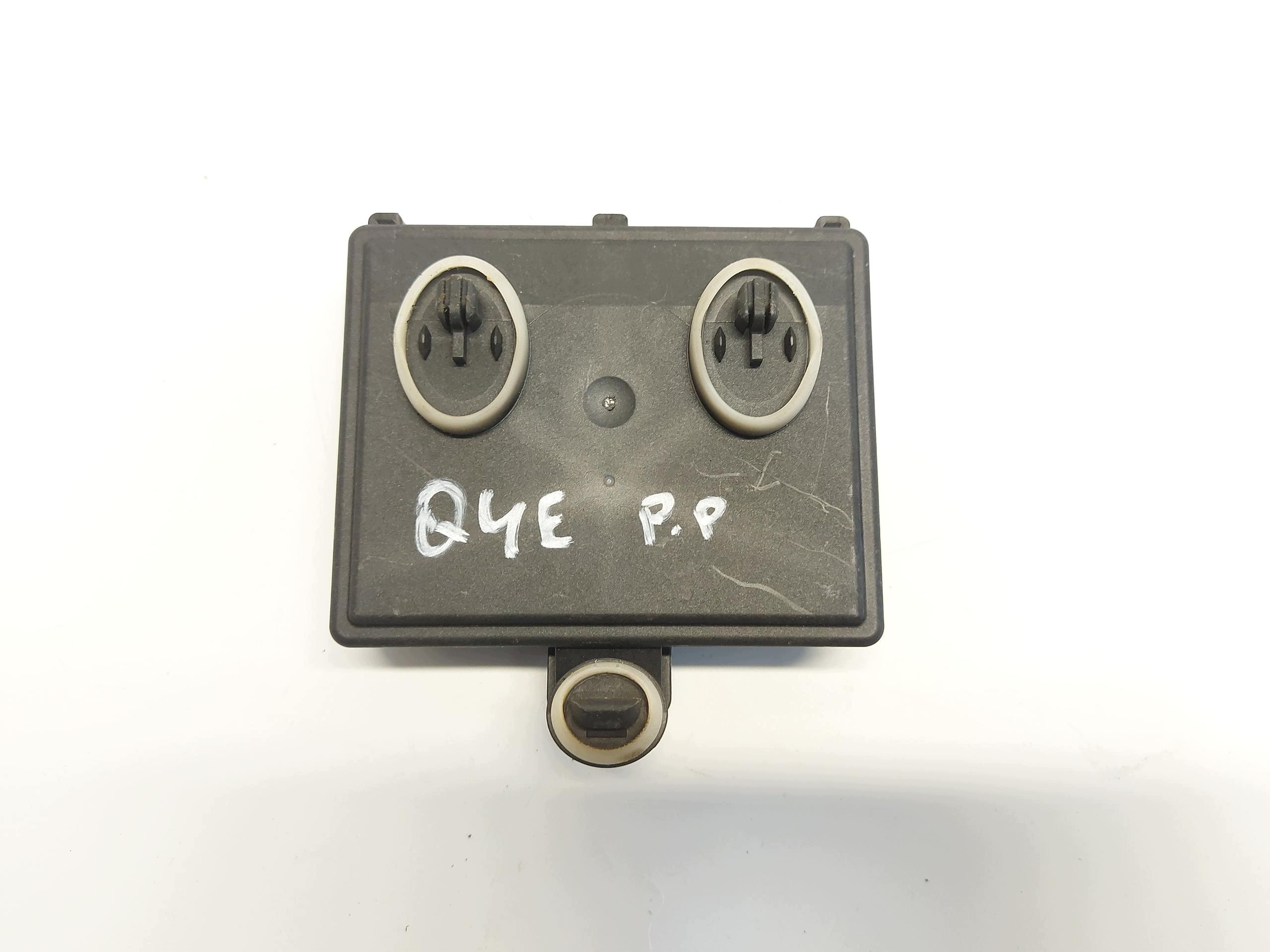 Audi Q4 89A 45 E-TRON , SUV, 2023 module SEROWNIK door right PRZ 1EB959593