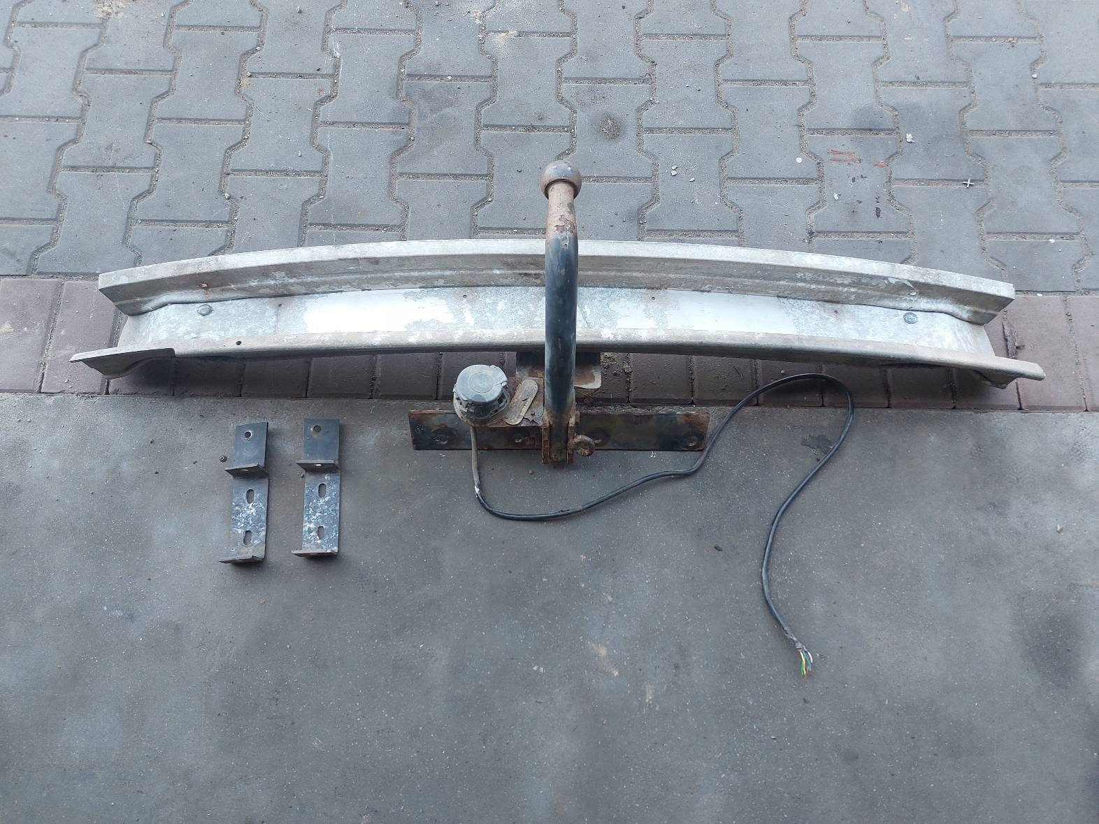 Gancio traino + TABLICZKA + cablaggio SAAB 9-5 e berlina