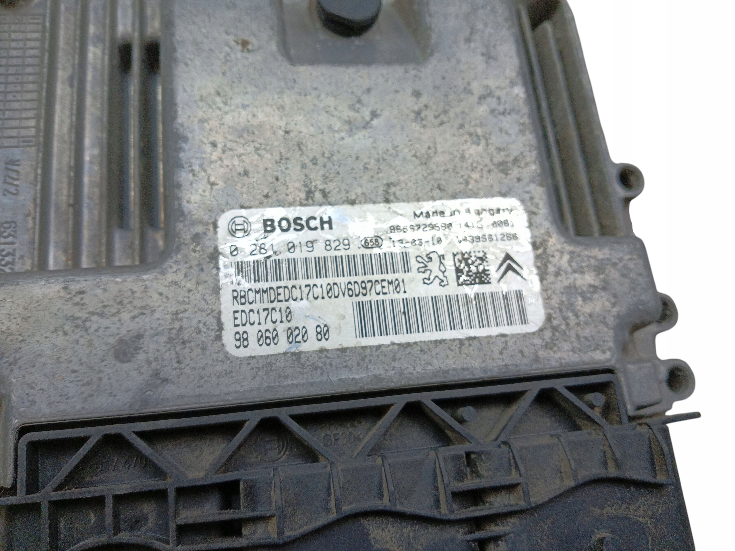 computer control unit of the engine CITROEN C3 PICASSO 1.6 e-HDI 92KM 9806002080