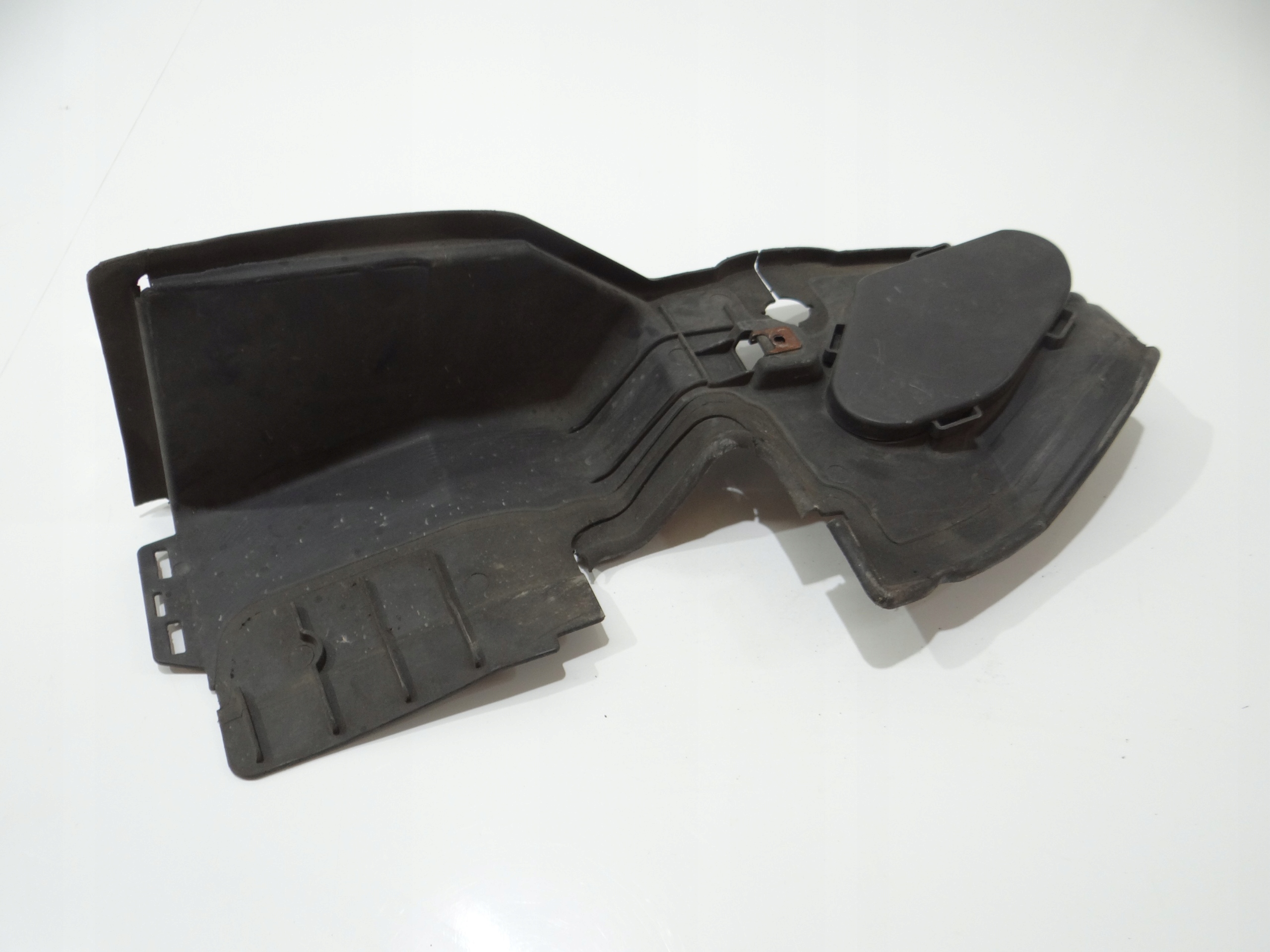 drain air right front BMW E60 7050604