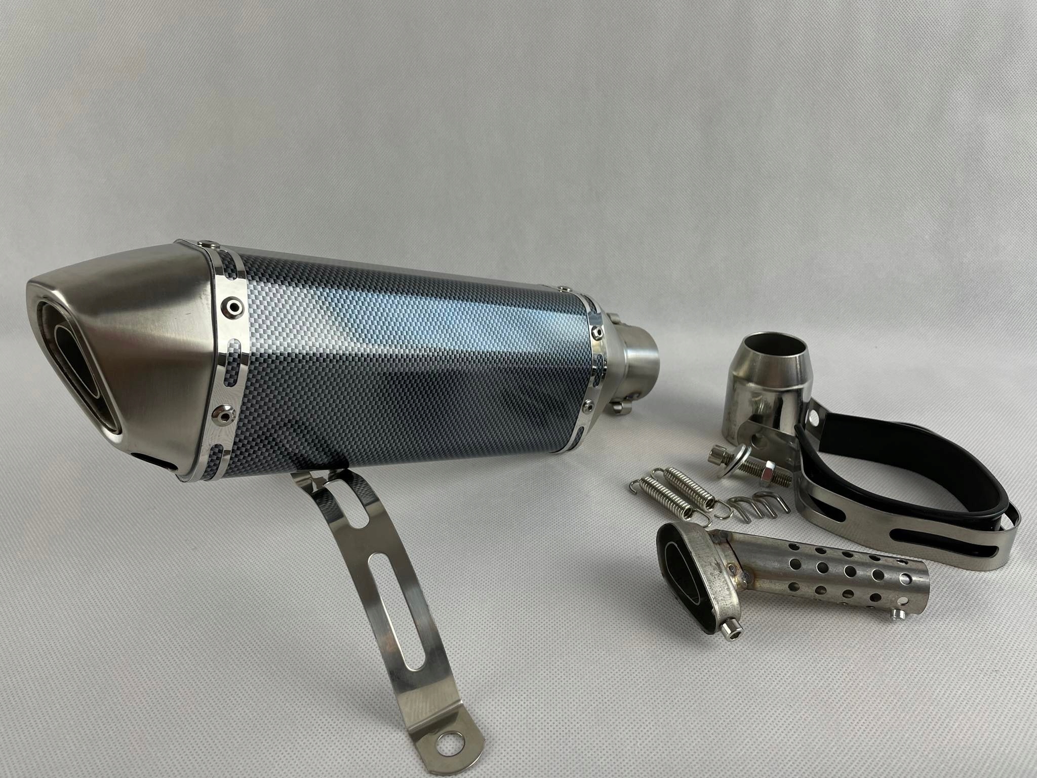 

Tłumik Motocyklowy Carbon Uniwersalny Wydech Dbkil