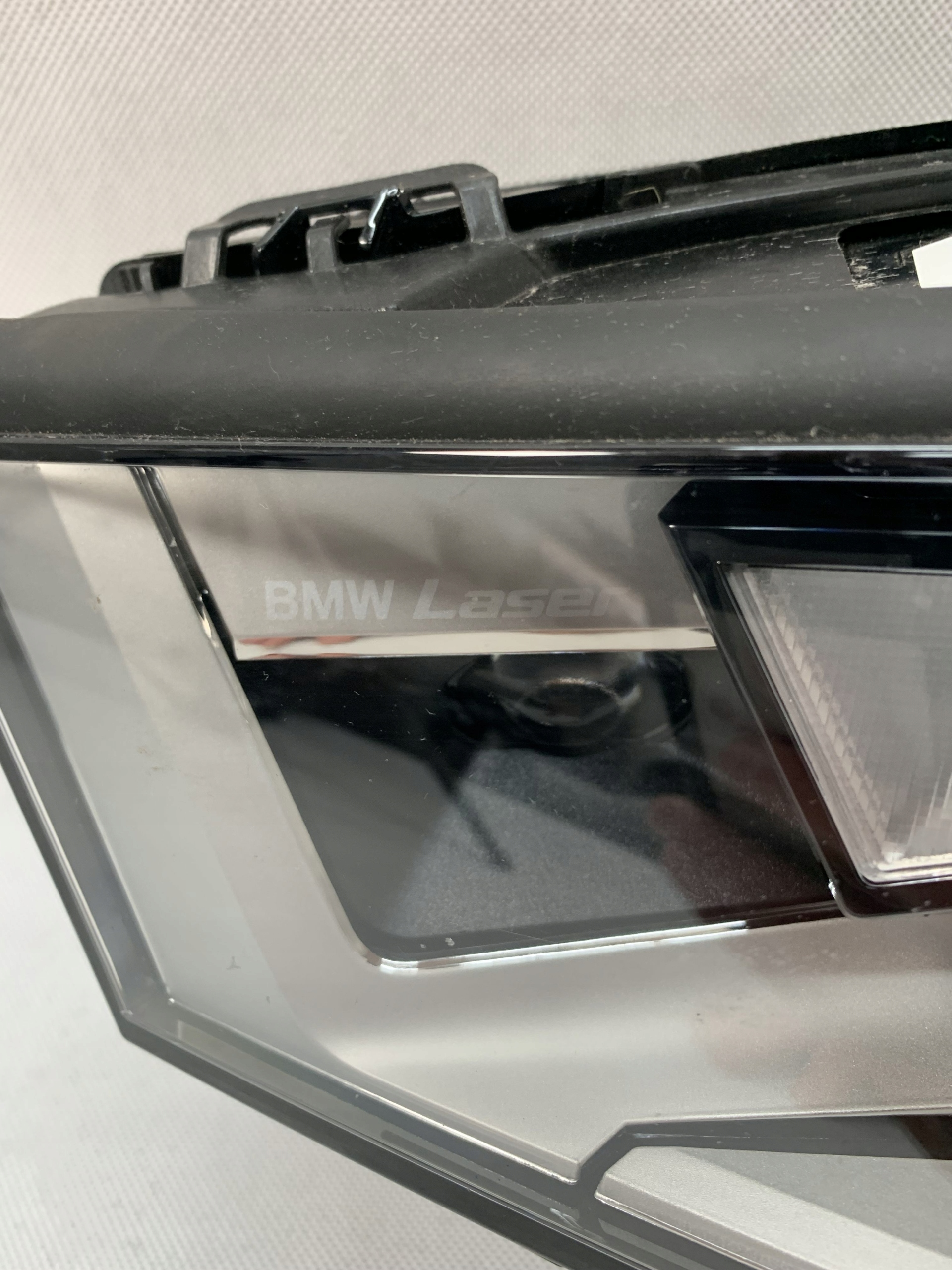 light front left BMW iX I20 21r M60 Fullled Laser 5A3CEA1-05 01.26