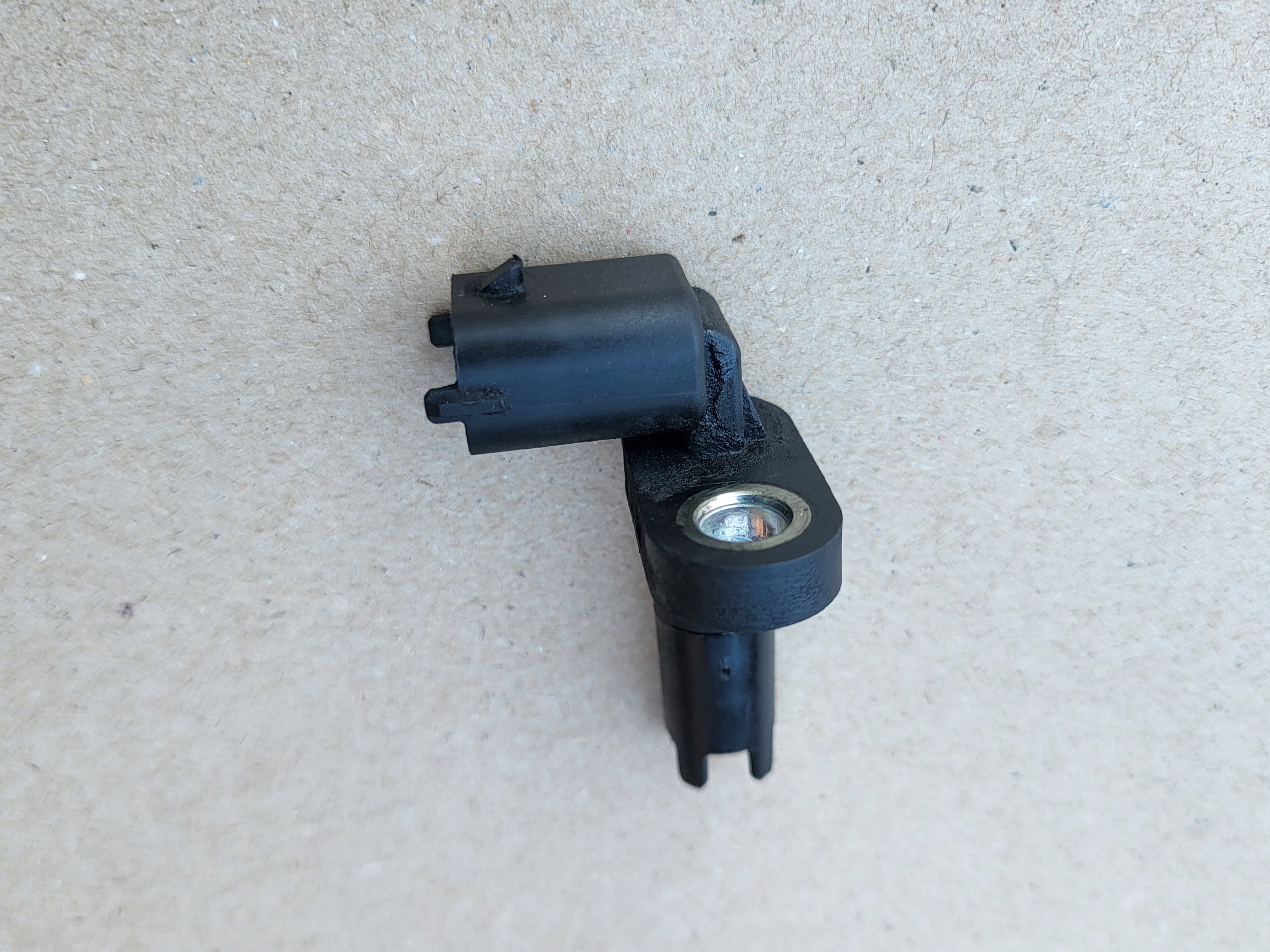 crankshaft position sensor HYUNDAI TUCSON III 1.6 CRDI 9024190022 OE