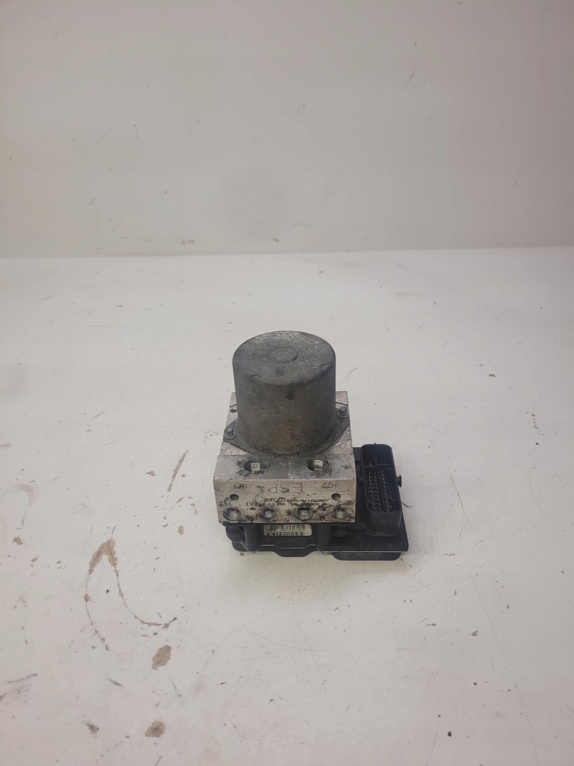 Pompa ABS ESP AUDI Q5 8R A4 B8 A5 8T 8R0907379L