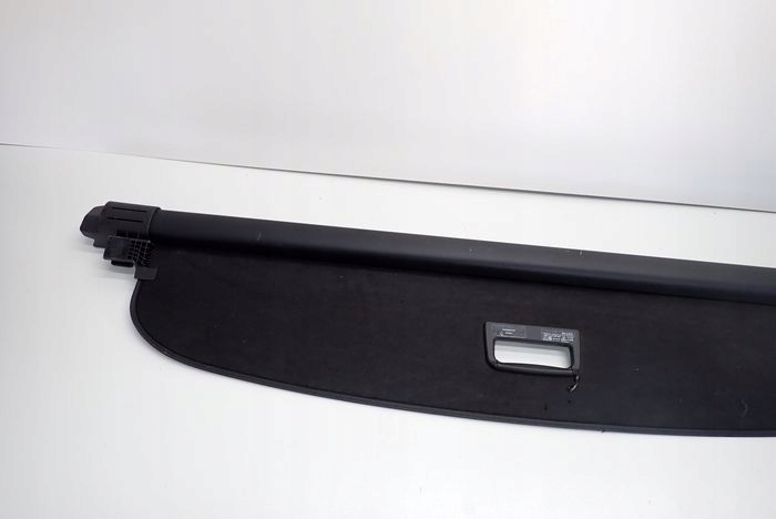VW GOLF VIII 8 KOMBI blinds boot