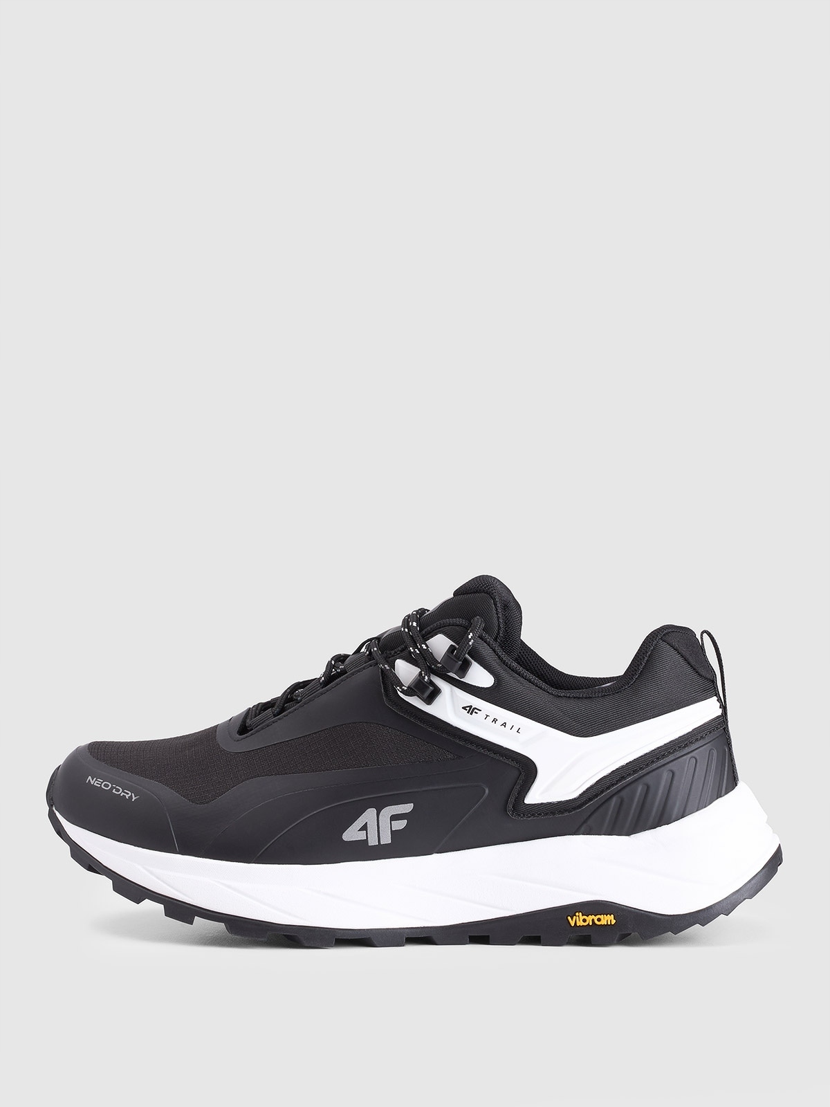 4F Nízké trailové boty s membránou pro muže černé, velikost 44