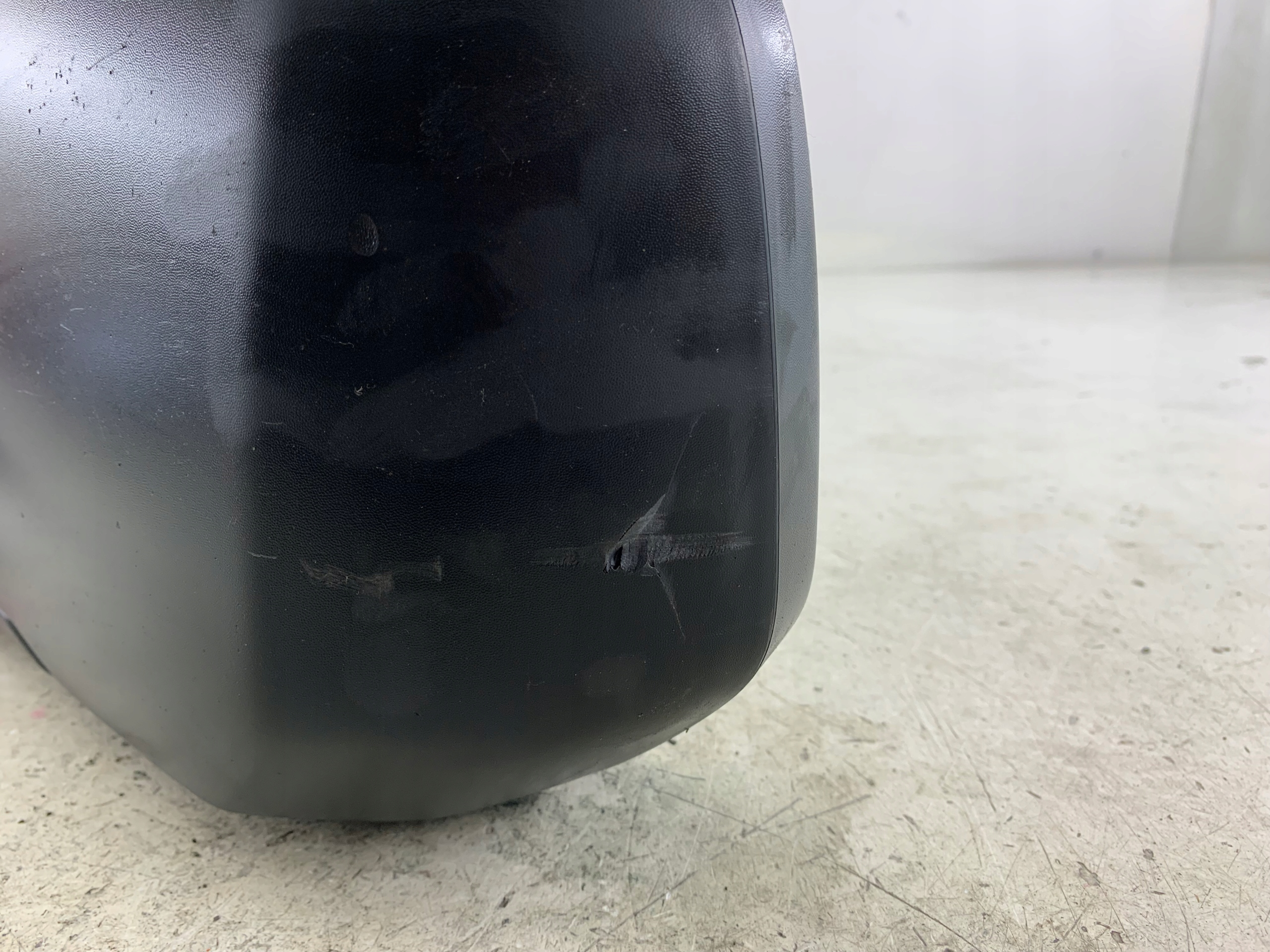 CITROEN BERLINGO IIILUSTERKO links 5 PIN schwarze