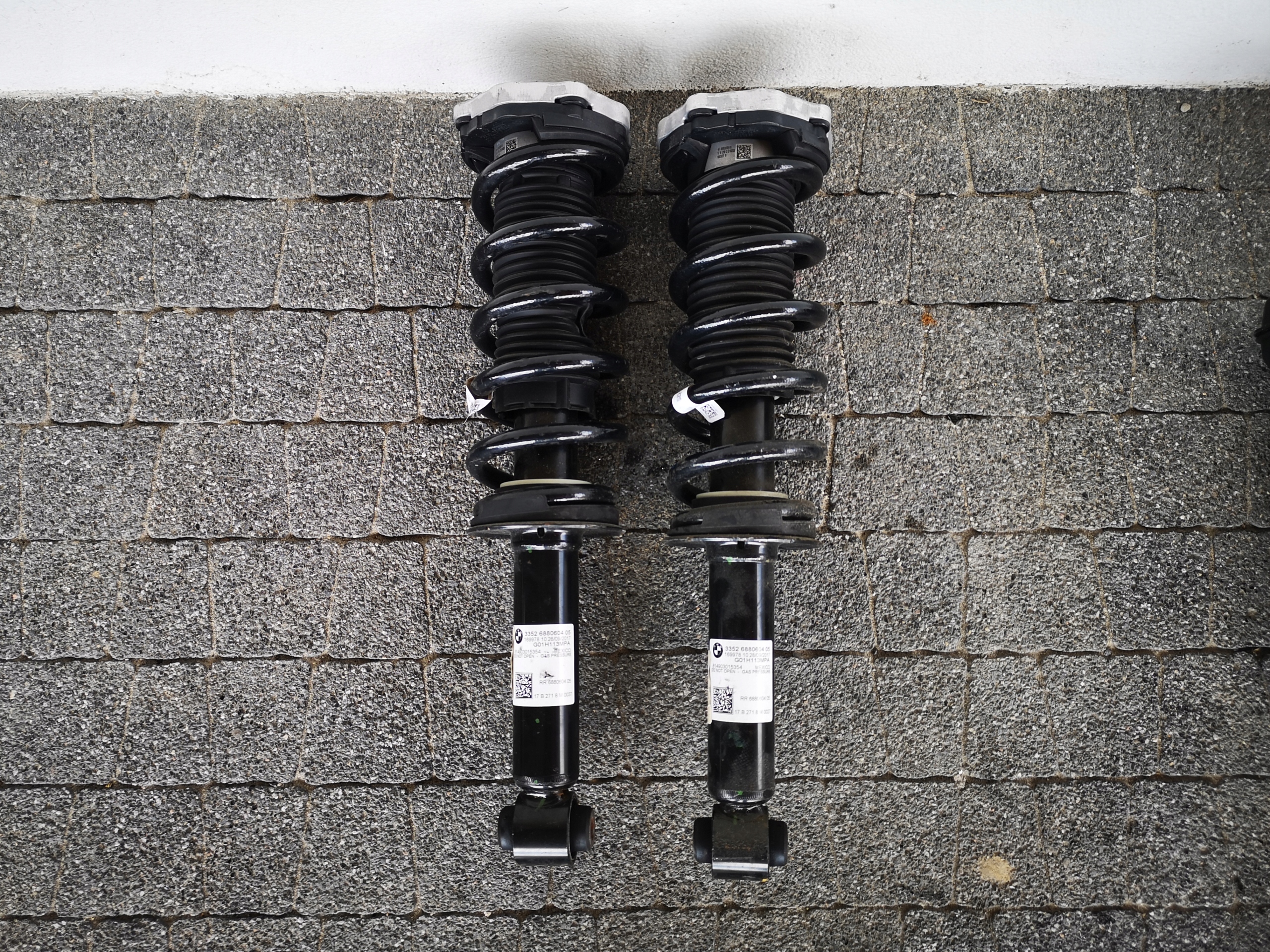 АМОРТИЗАТОР ПРАВЫЙ ЛЕВЫЙ ЗАД. BMW X3 G01 X4 G02