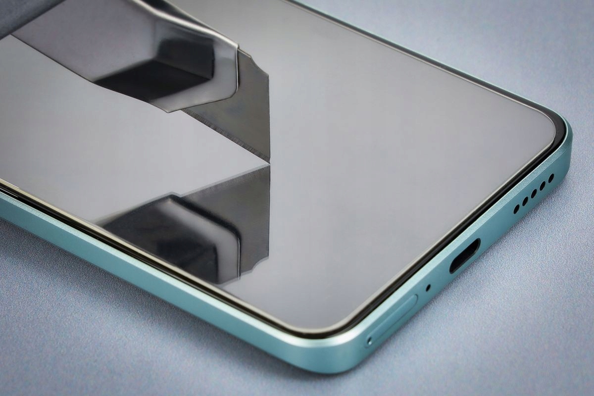 Szkło hartowane Bizon Glass do Oppo Reno 6 5G Producent Bizon