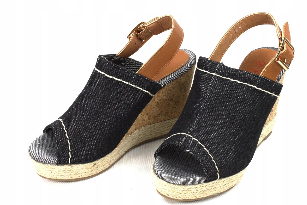 

Fashion W20 Czarne Sandały Na Koturnie R.38