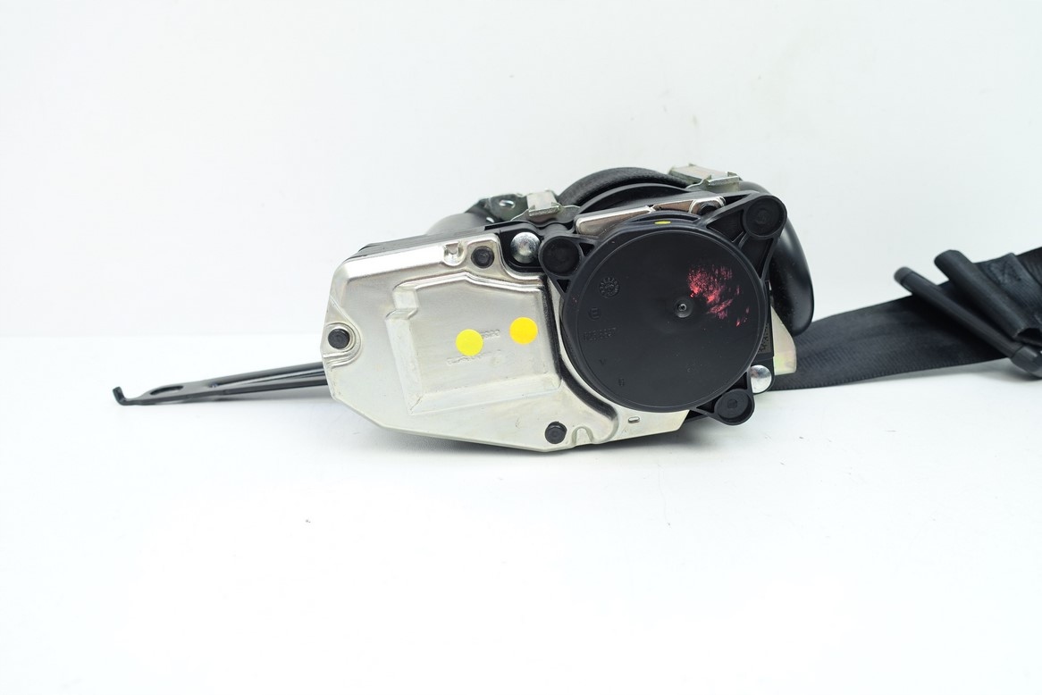 tension belt safety left front AUDI A5 S5 CABRIO