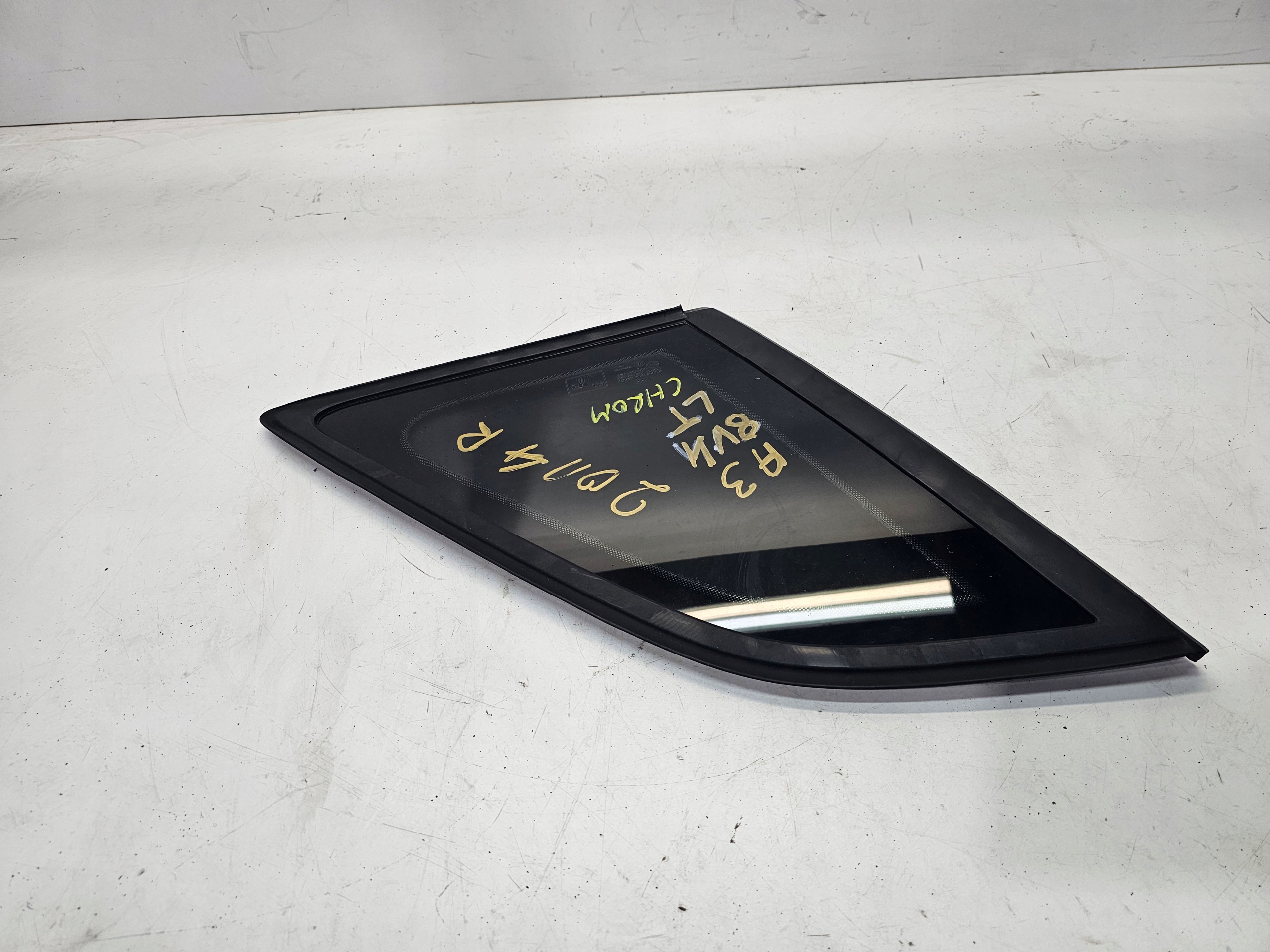 window bodywork left rear part AUDI A3 8V4 2014 R CHROM FOLIA