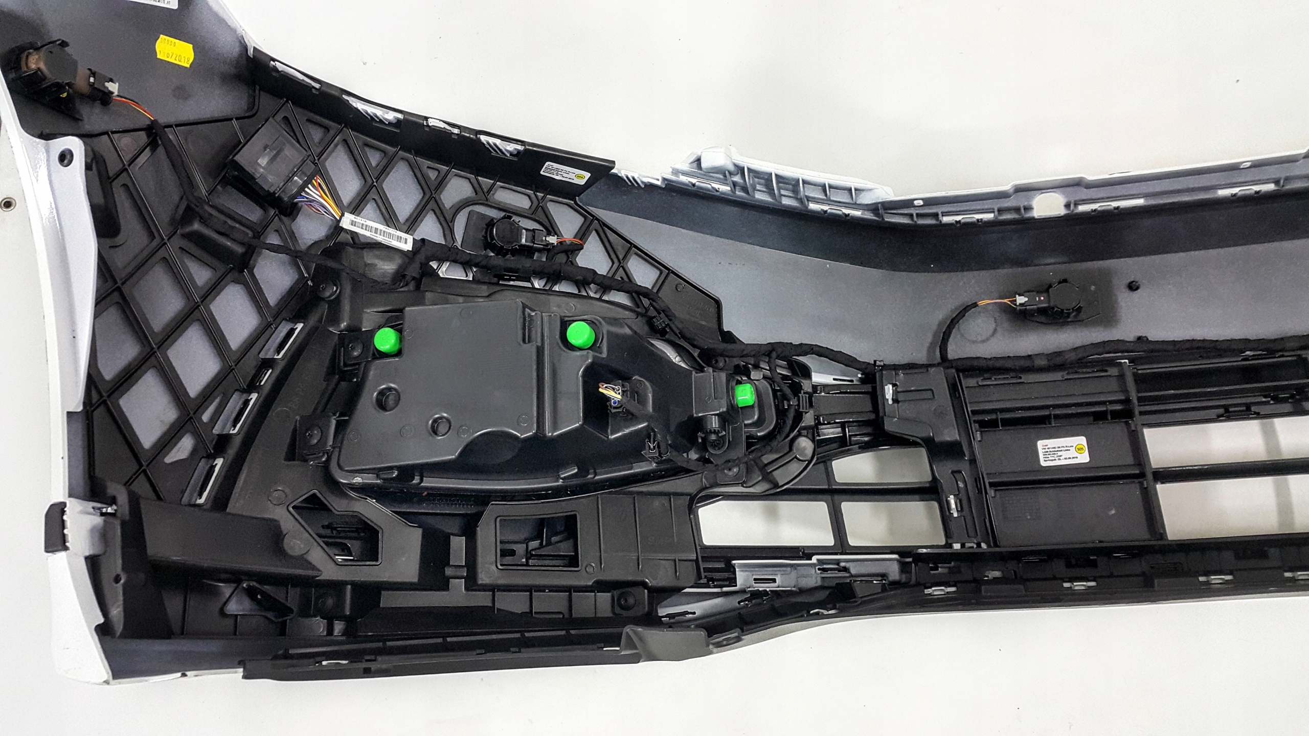 ZDERZAK PRZÓD PRZEDNI R-LINE LIFT VW PASSAT B8 KPL Wersja Europejska