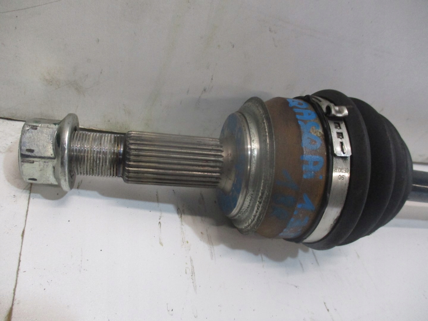 semi-axis NISSAN QASHQAI II 1,3iT 18R left