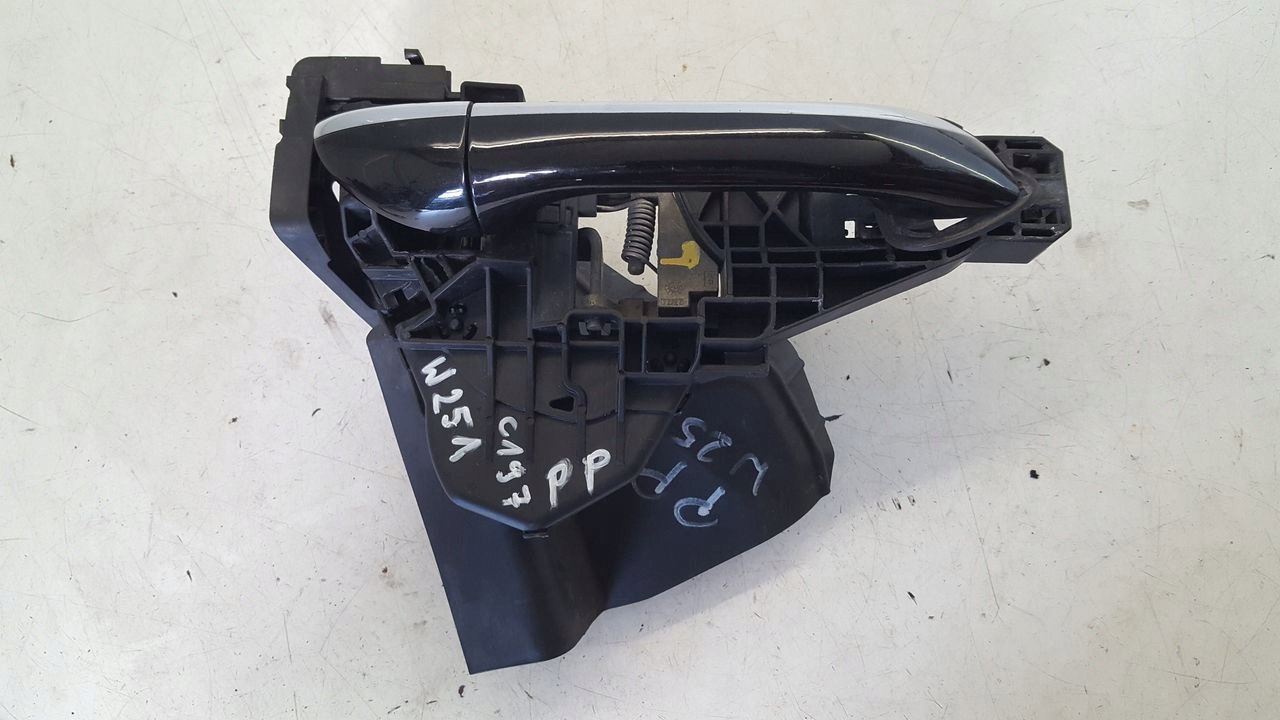 handle front front right Mercedes W251 3,0 CDI
