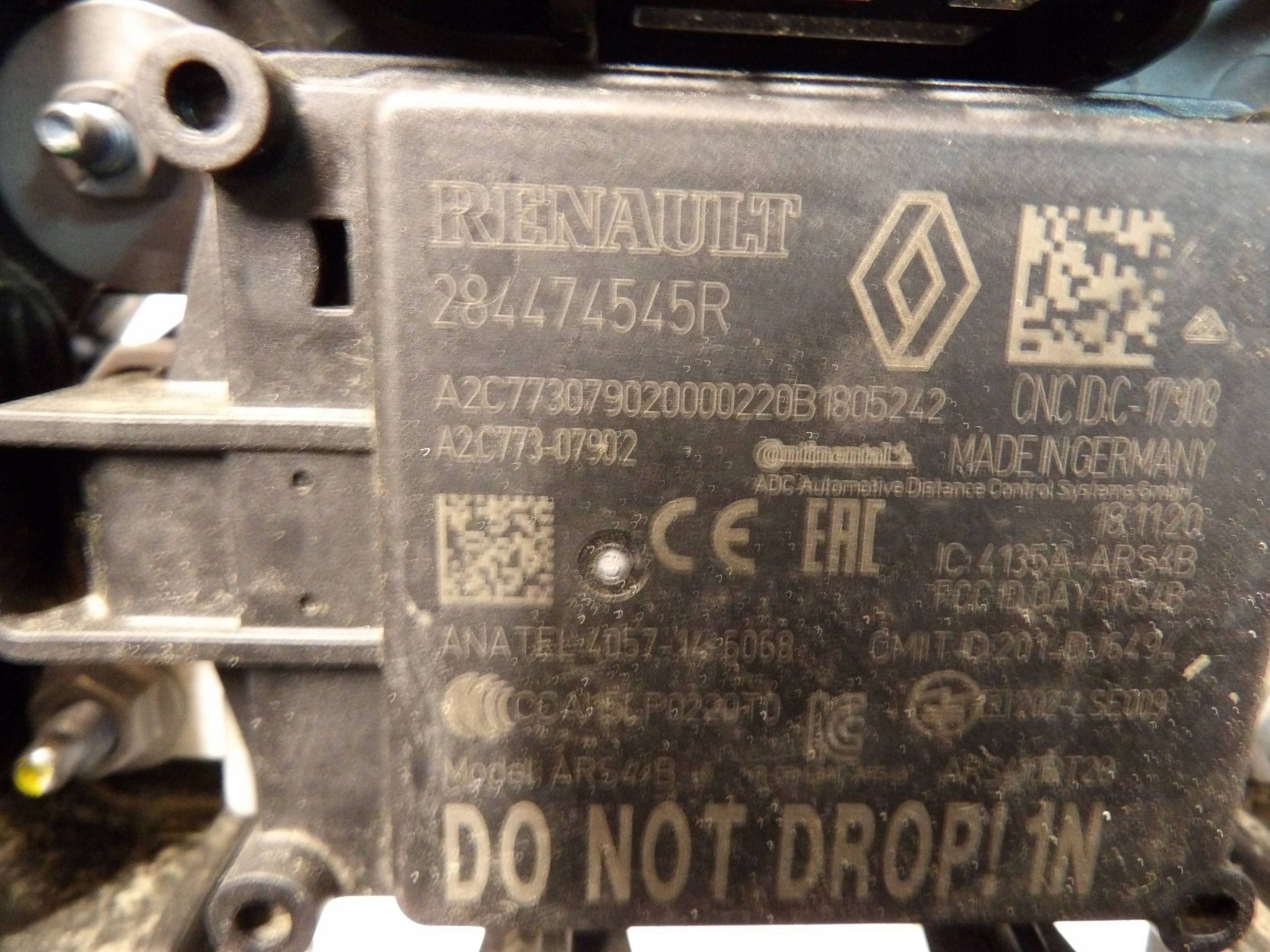 284474545R renault ZOE