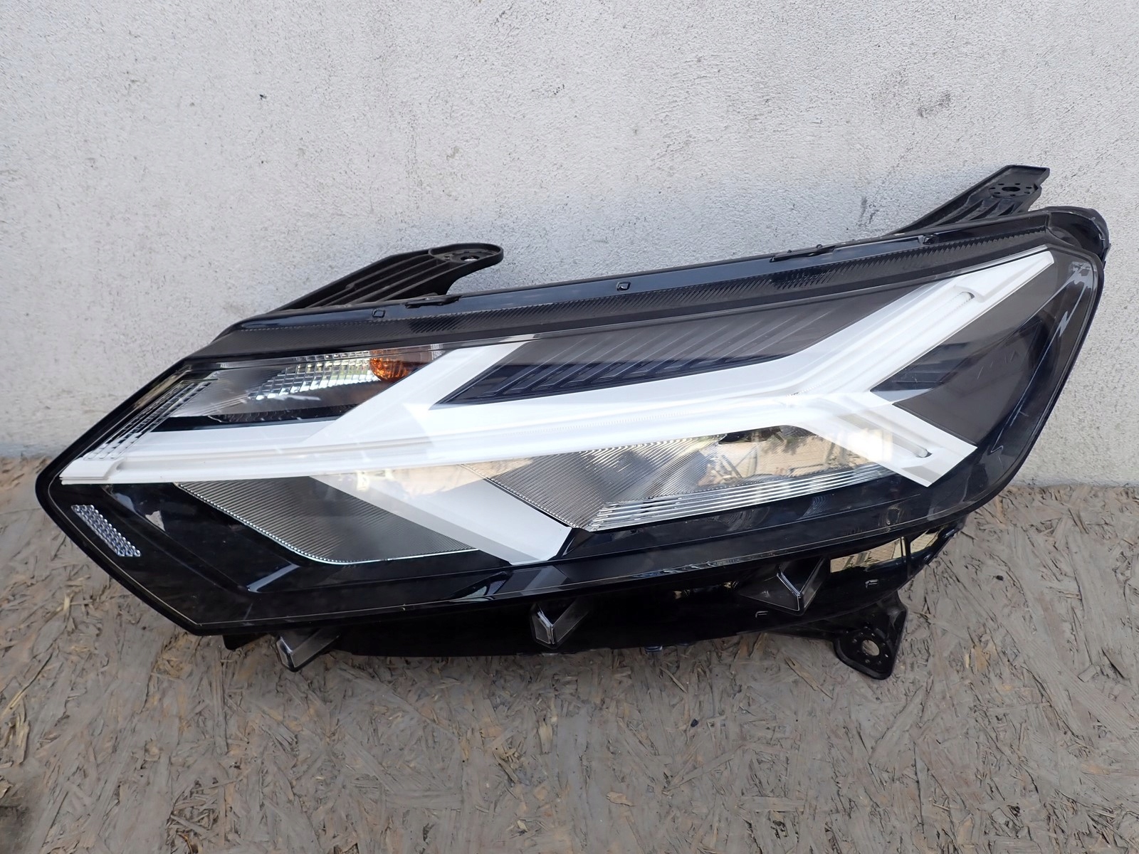 light left REFLEKTOR left LED DACIA SANDERO III JOGGER 2021- 260602561R