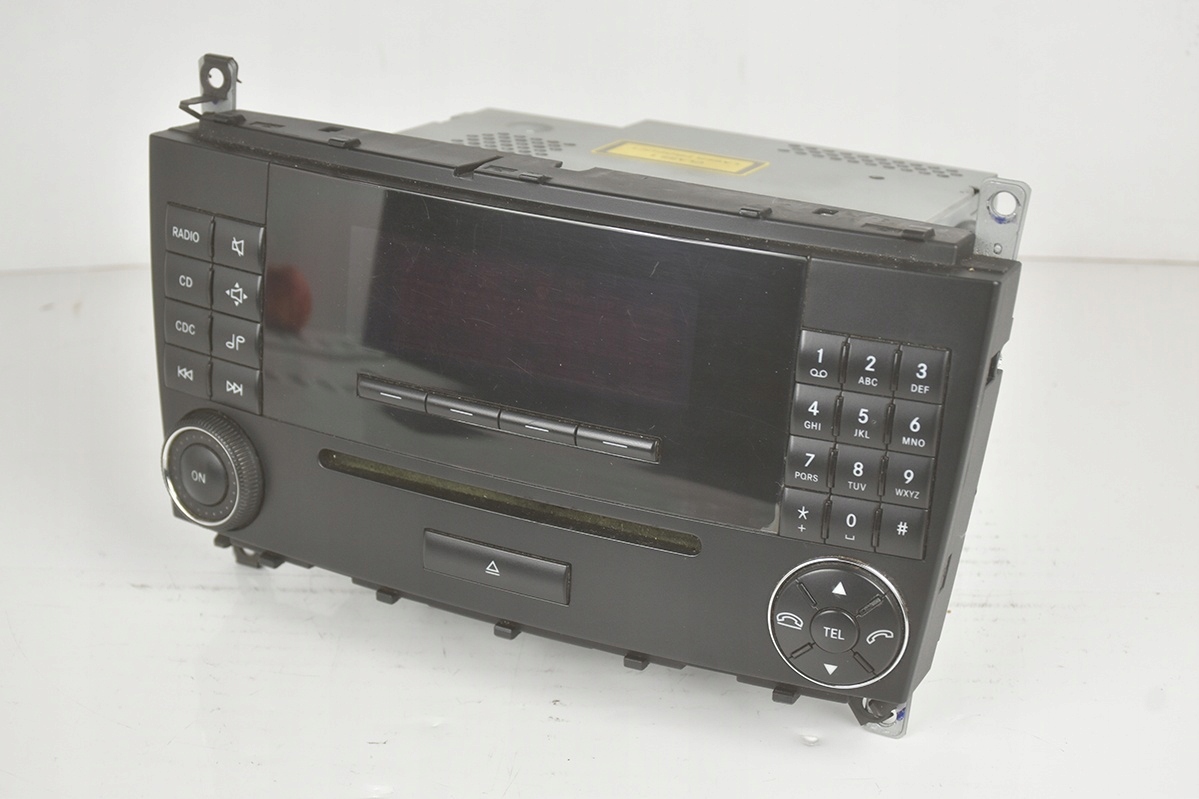 Radio MERCEDES C W203 A2038705089
